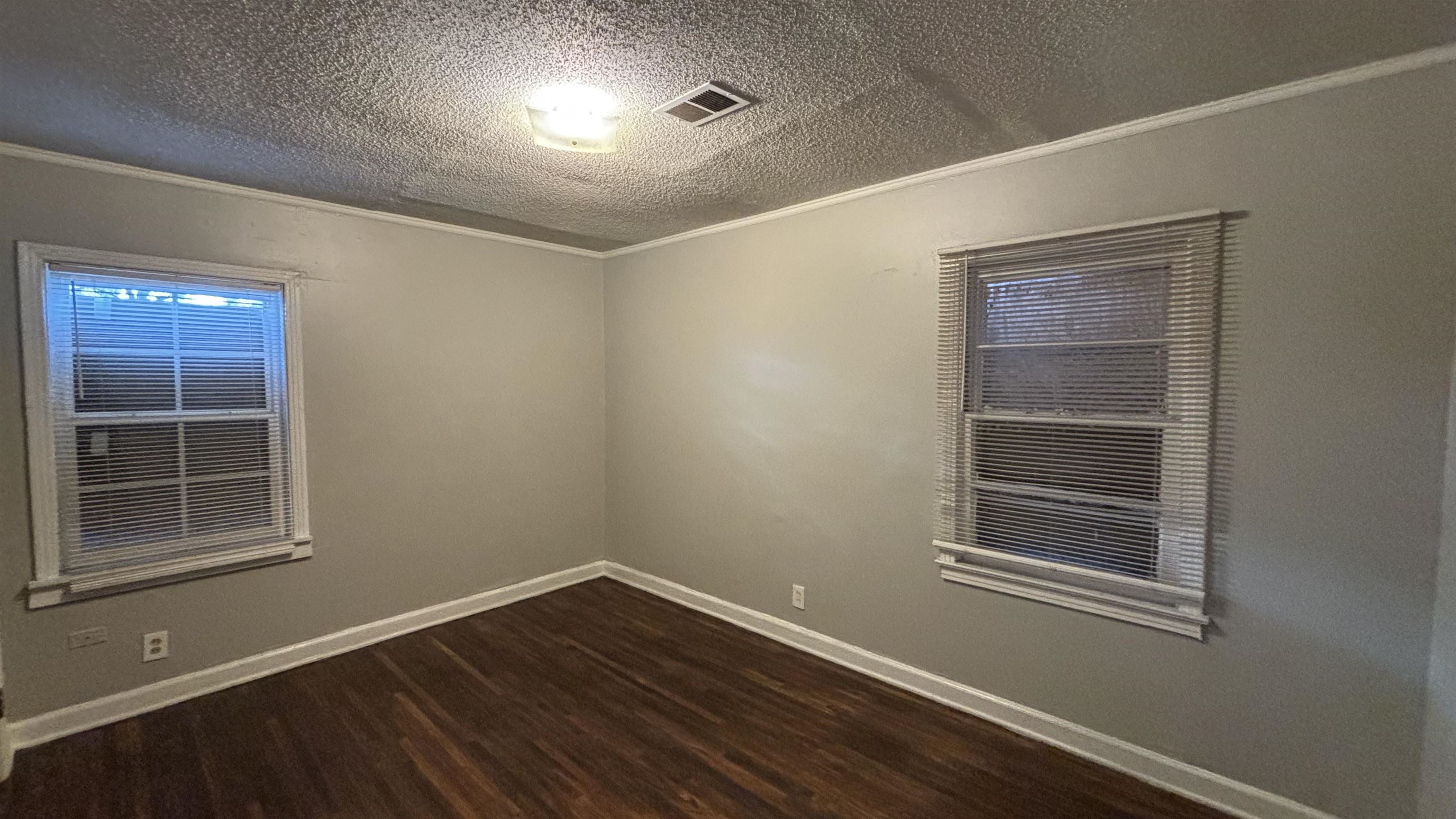 1599 Hope St Property Photo 5