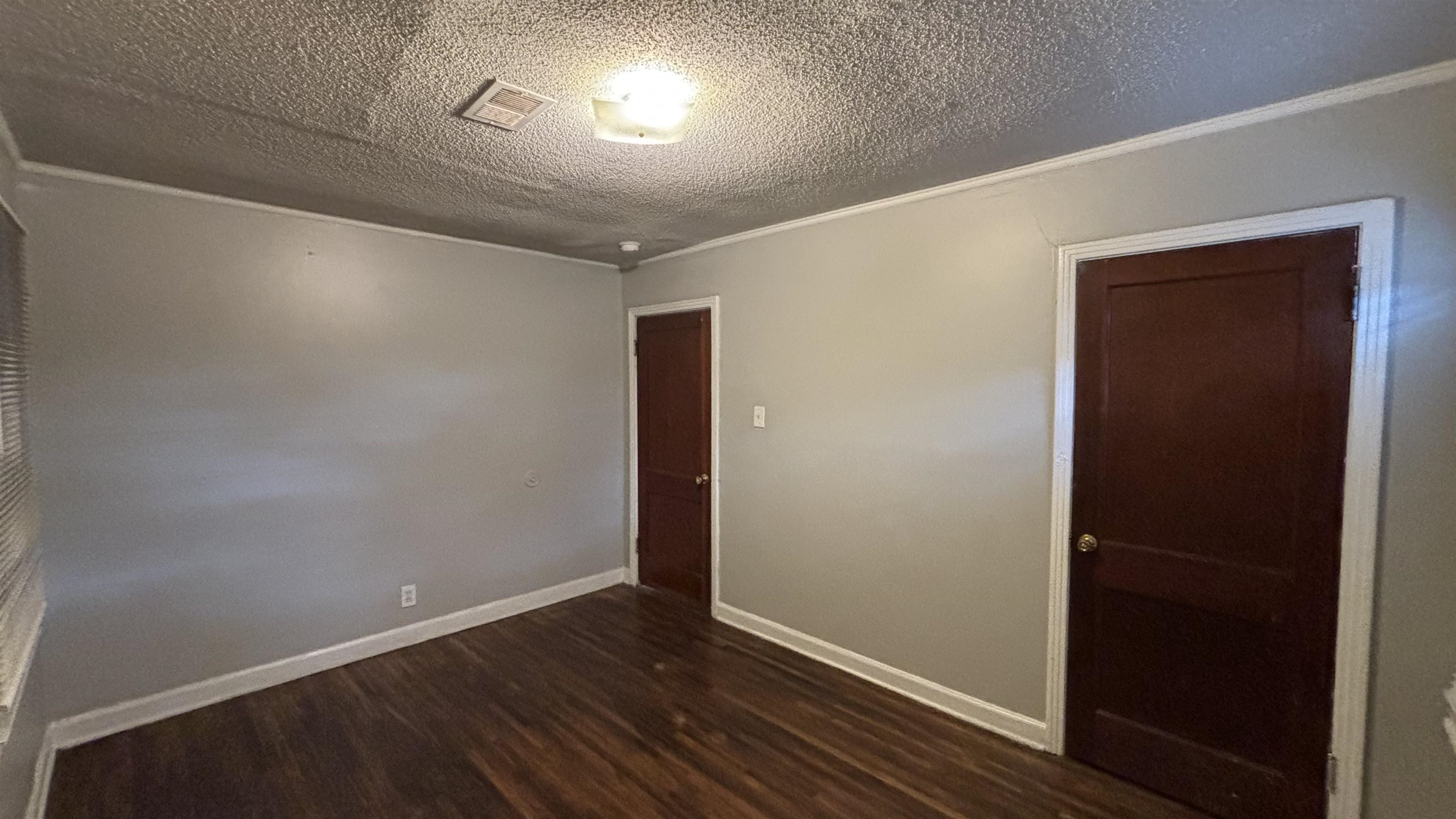 1599 Hope St Property Photo 6