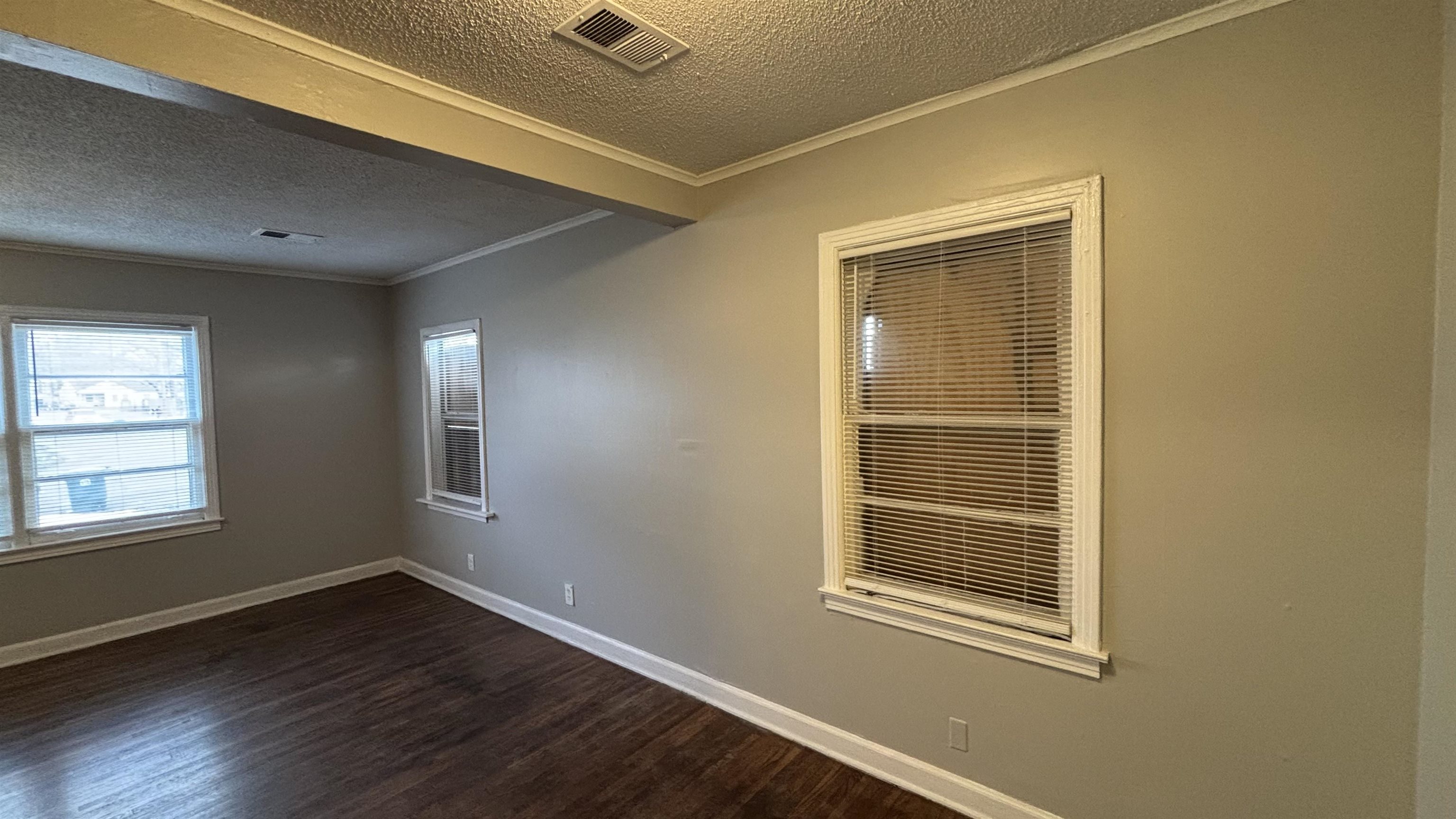 1599 Hope St Property Photo 8
