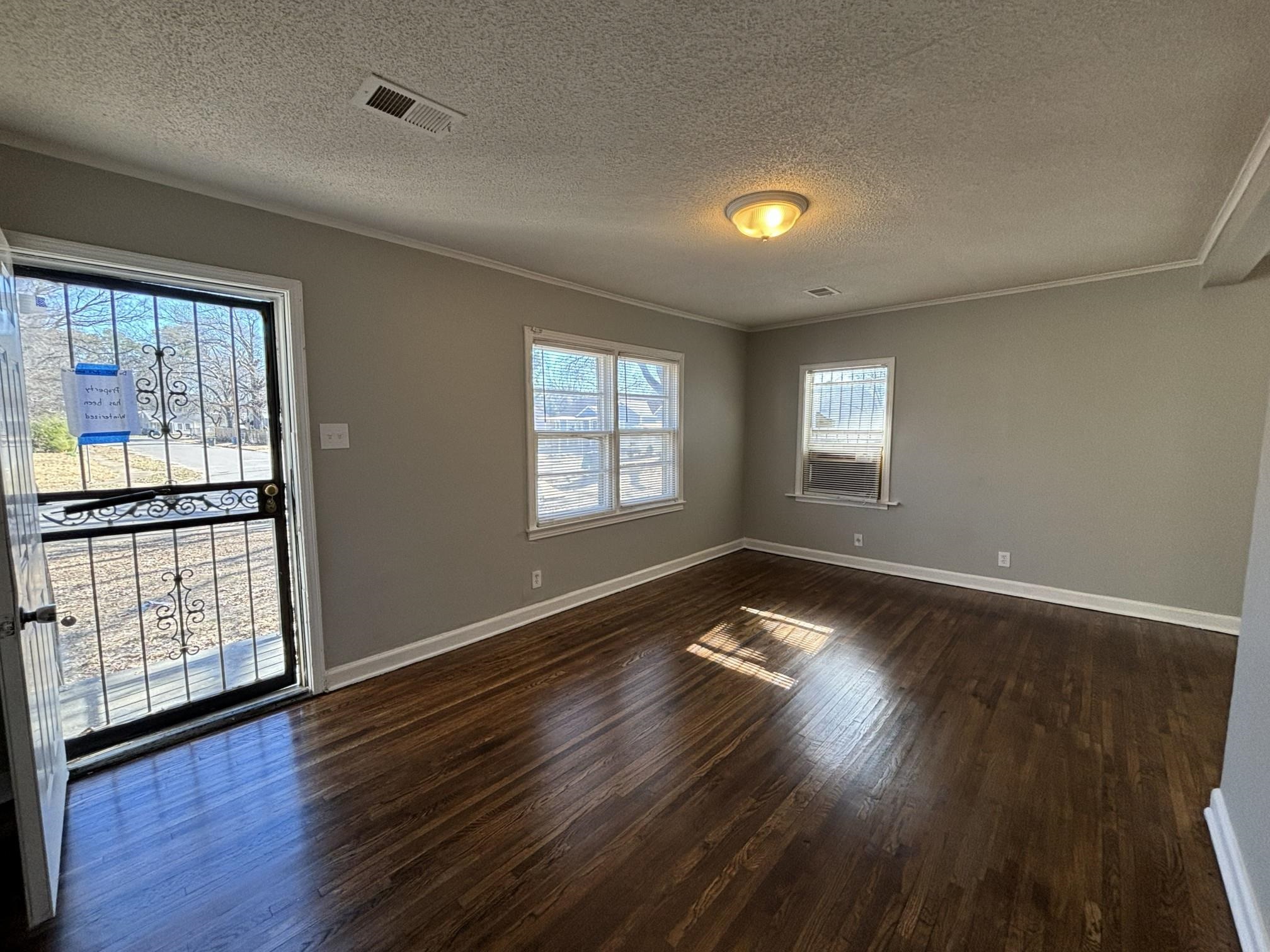 1599 Hope St Property Photo 14