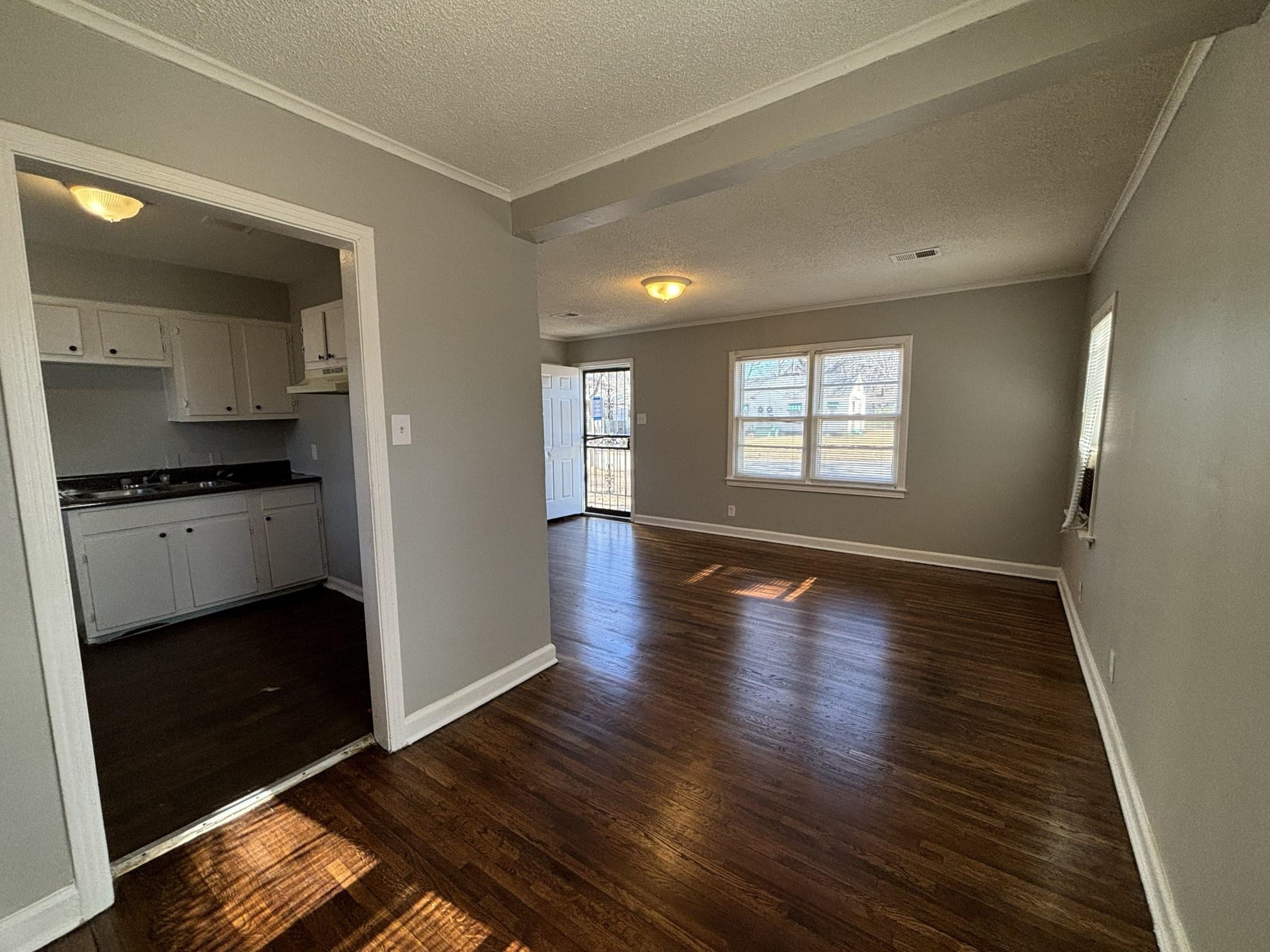 1599 Hope St Property Photo 22