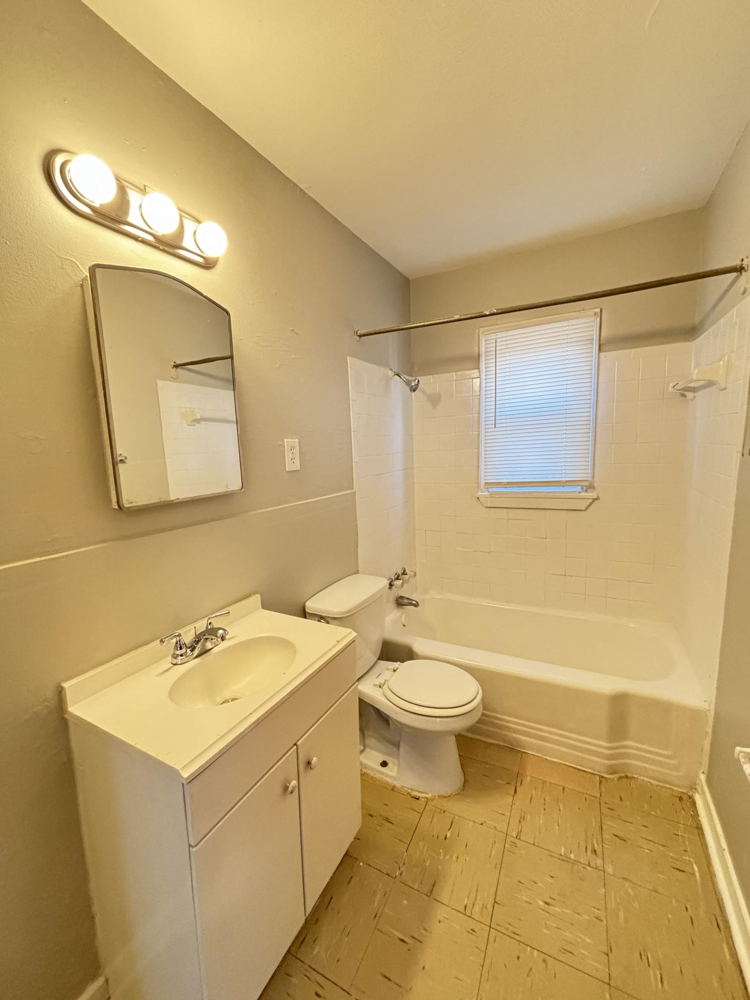 1599 Hope St Property Photo 26