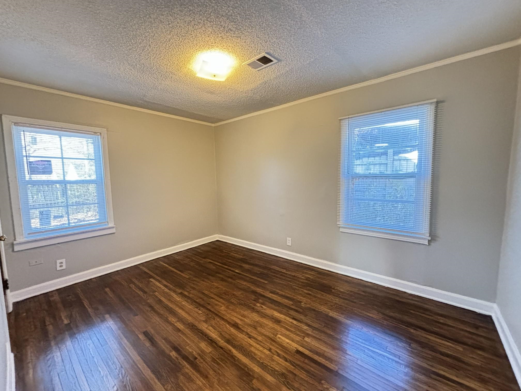 1599 Hope St Property Photo 27