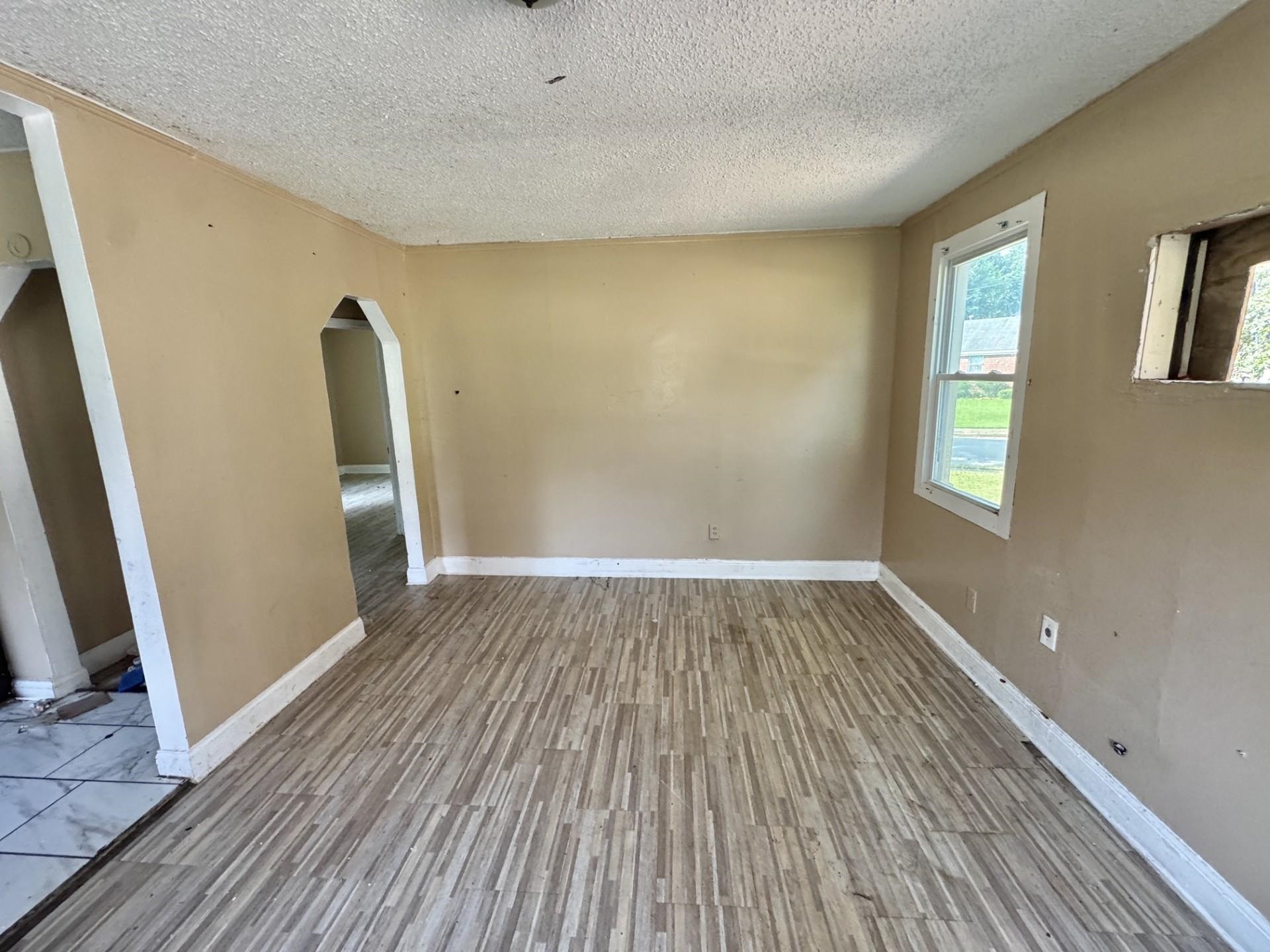 1500 Leland St Property Photo 2