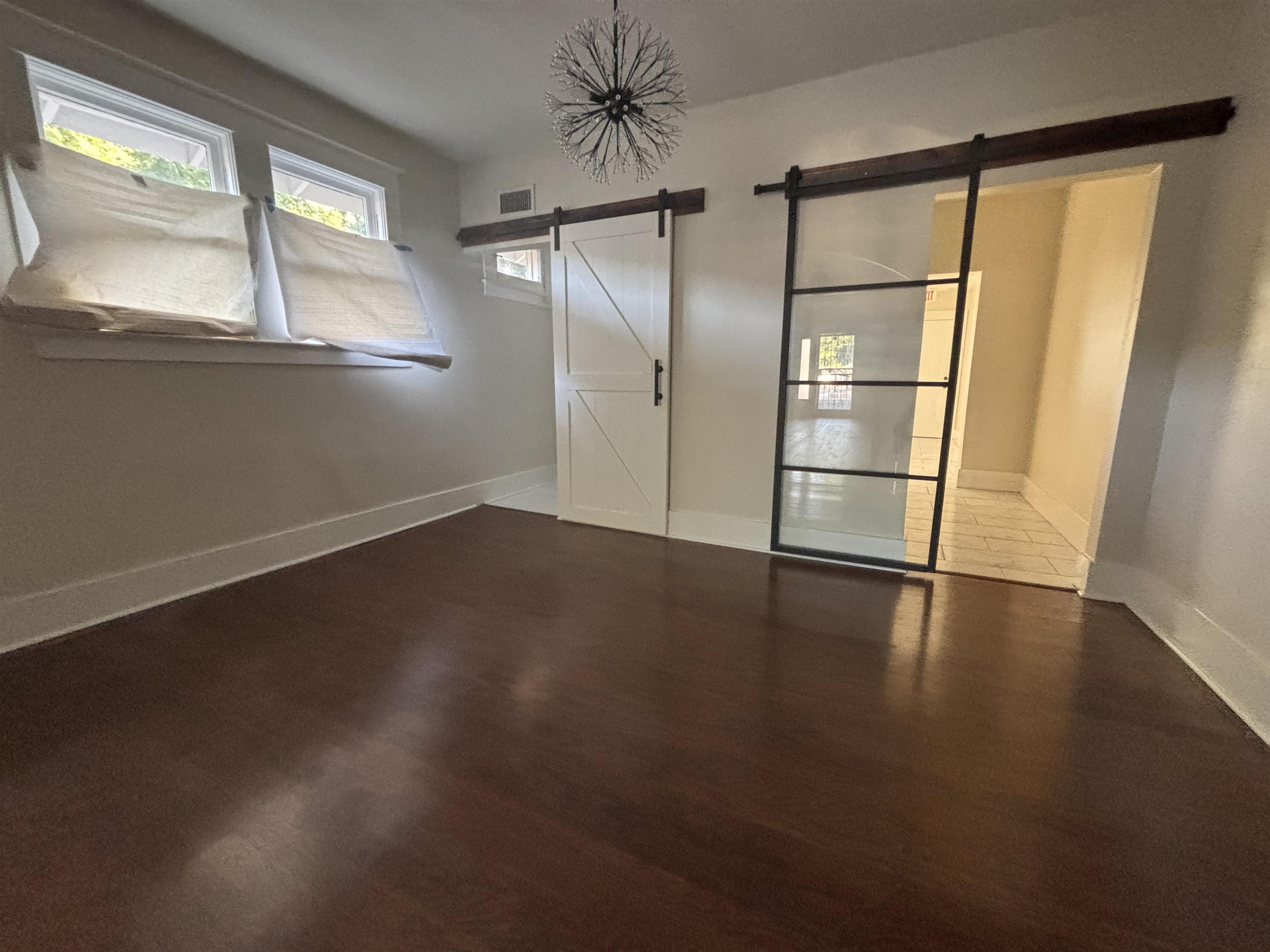 1062 Rozelle St Property Photo 6