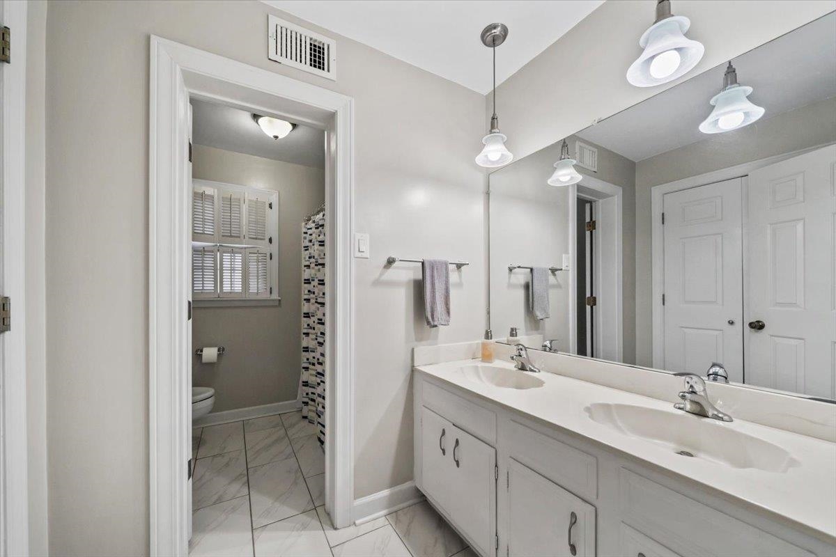 1528 Eastridge Dr Property Photo 29