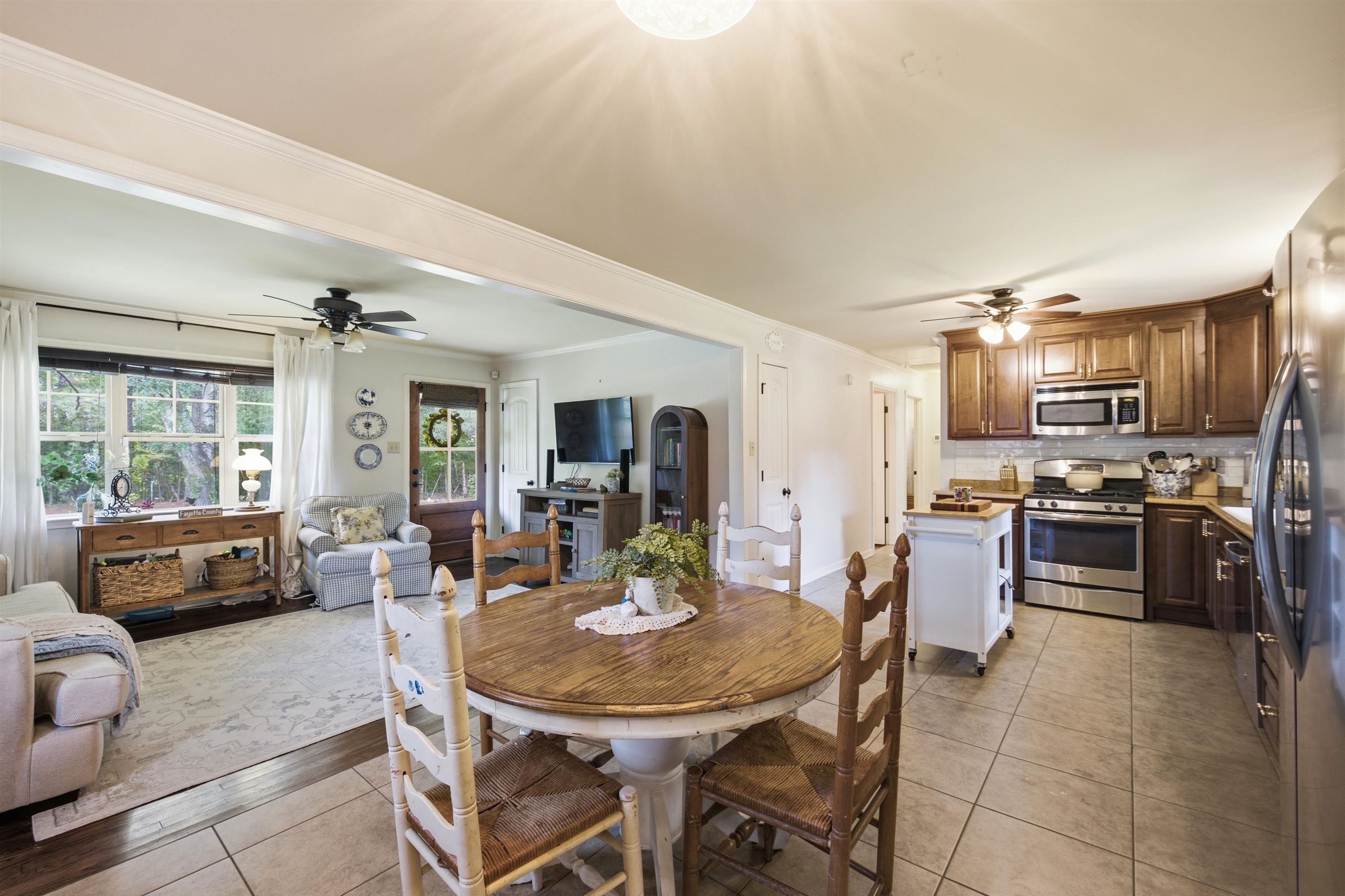 4220 Cowan Rd Property Photo 8