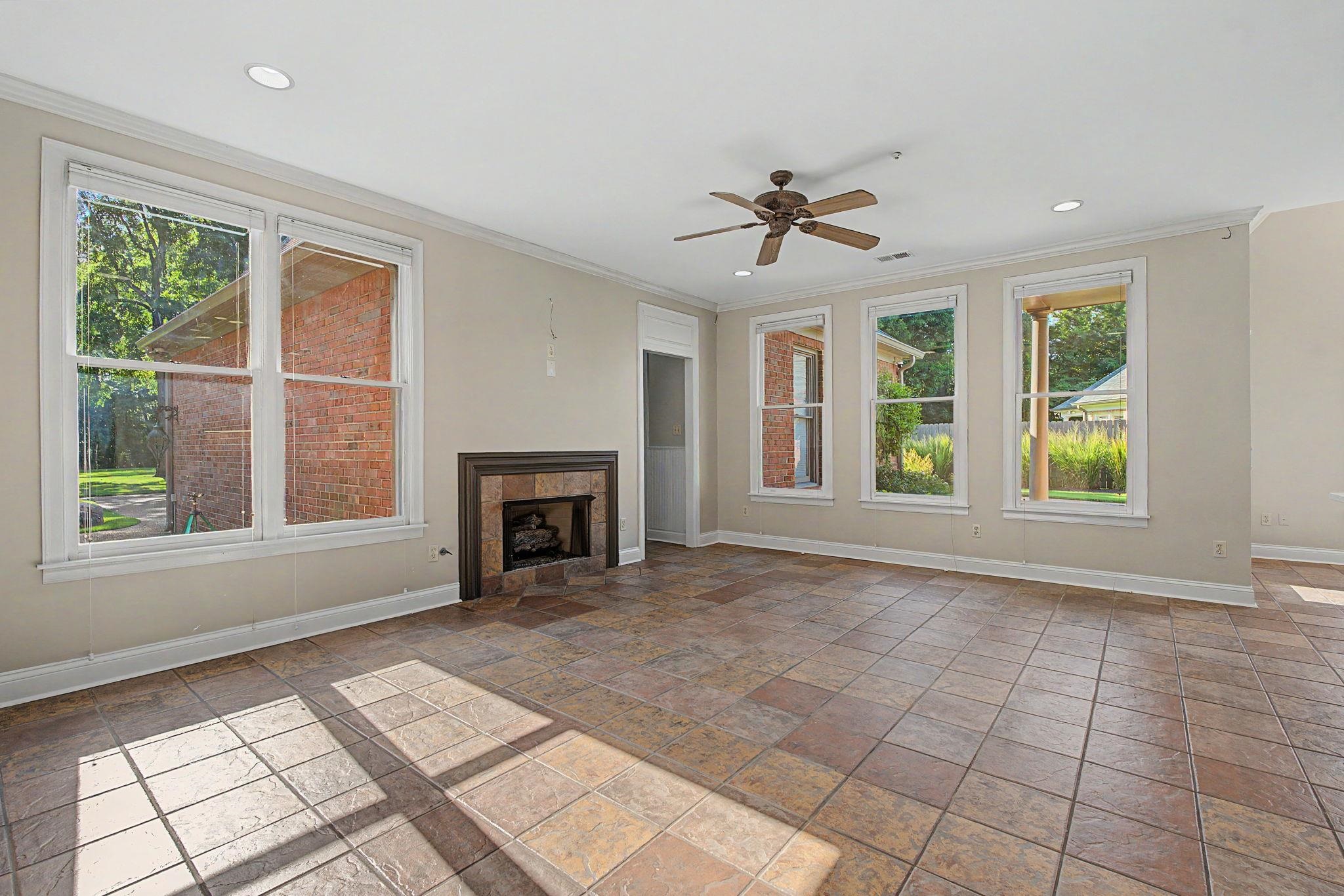 8957 Cedar Hollow Cv Property Photo 15