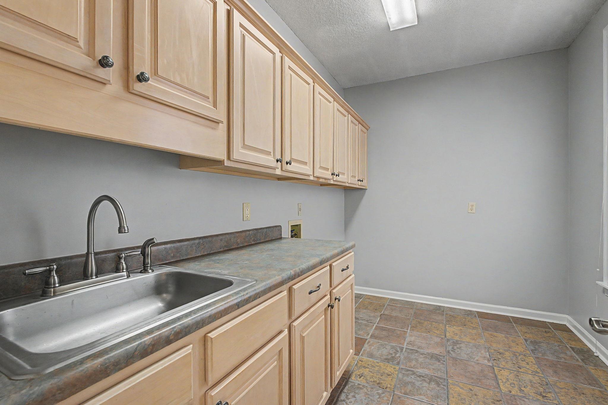 8957 Cedar Hollow Cv Property Photo 16