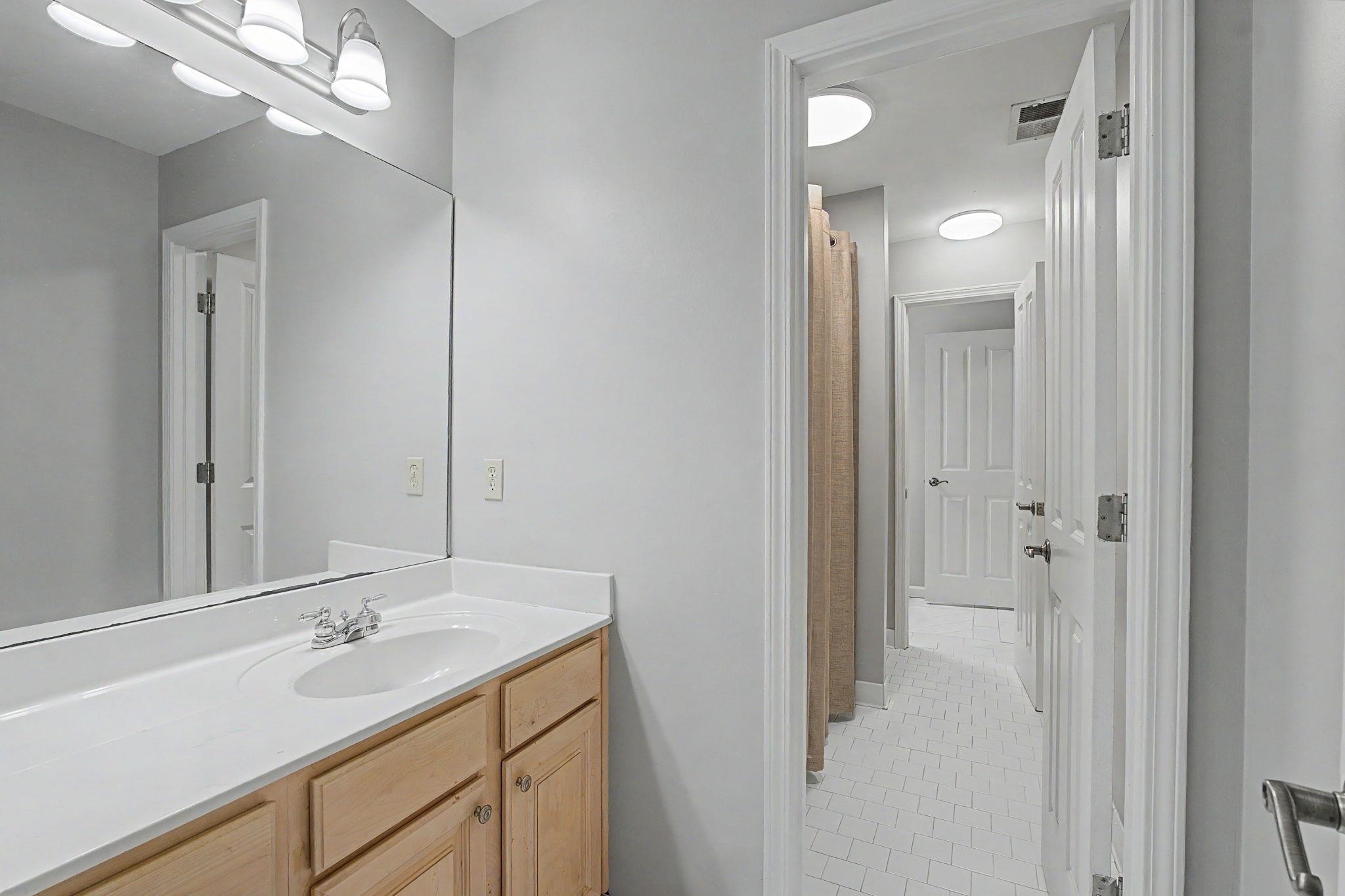 8957 Cedar Hollow Cv Property Photo 27