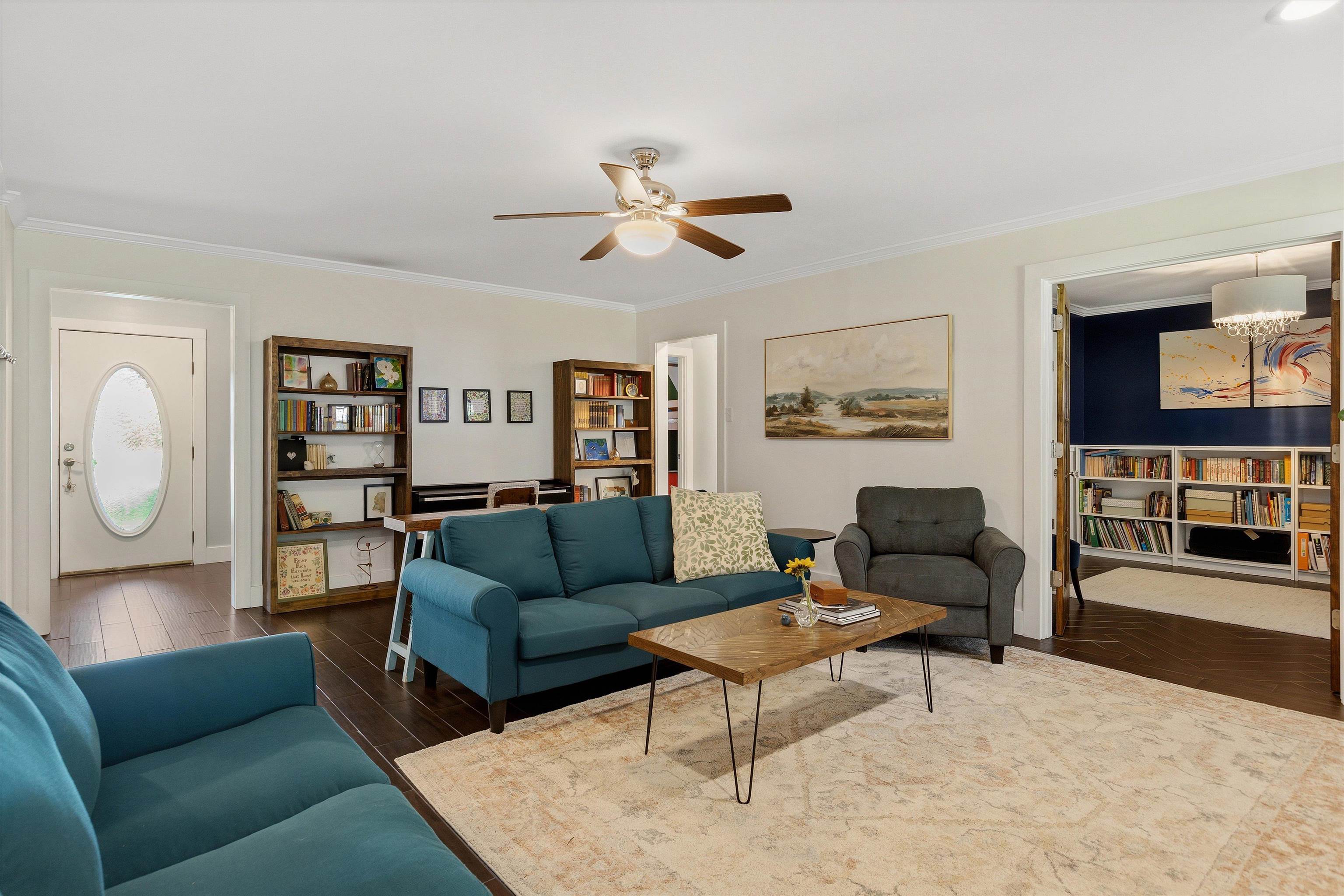 3450 Sunswept Dr Property Photo 8