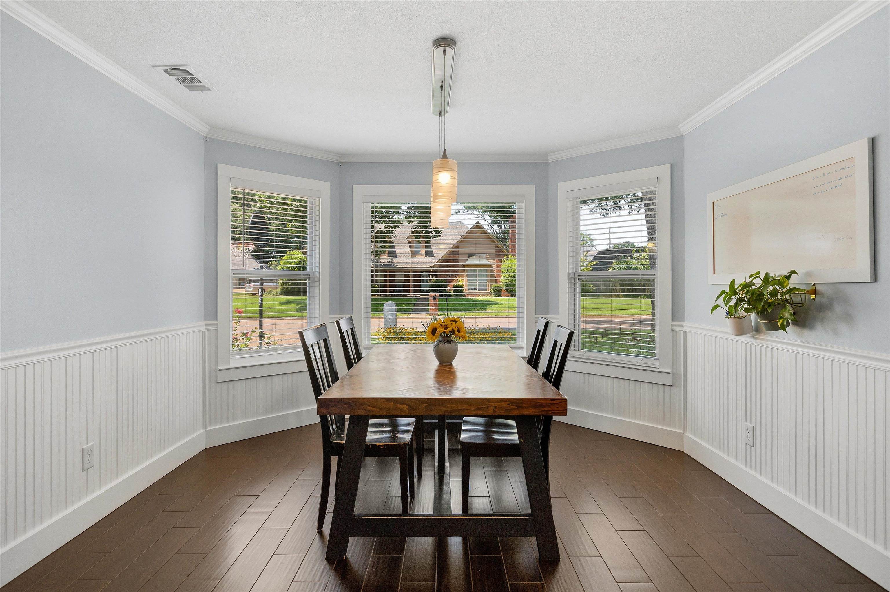 3450 Sunswept Dr Property Photo 14