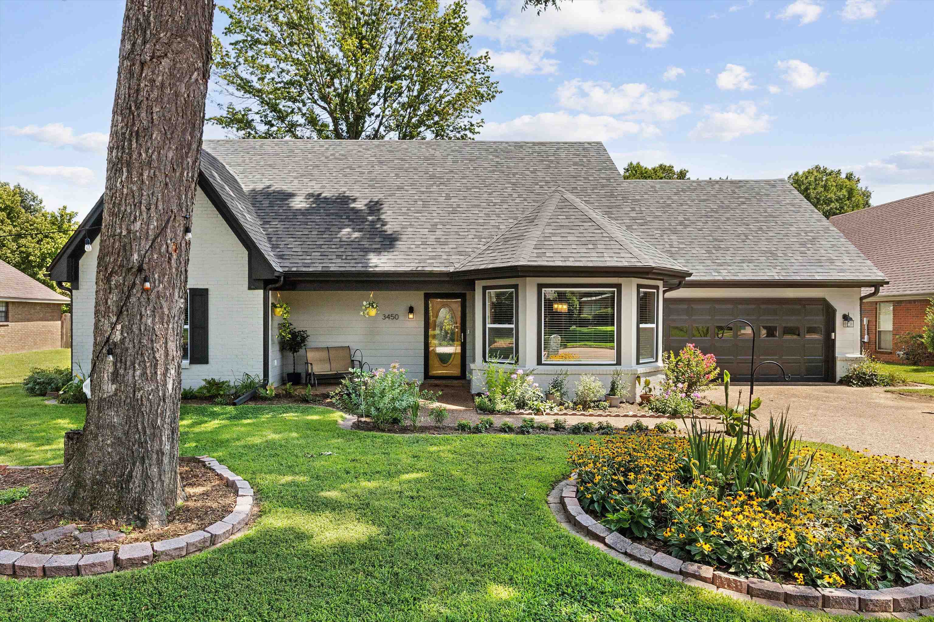 3450 Sunswept Dr Property Photo 34