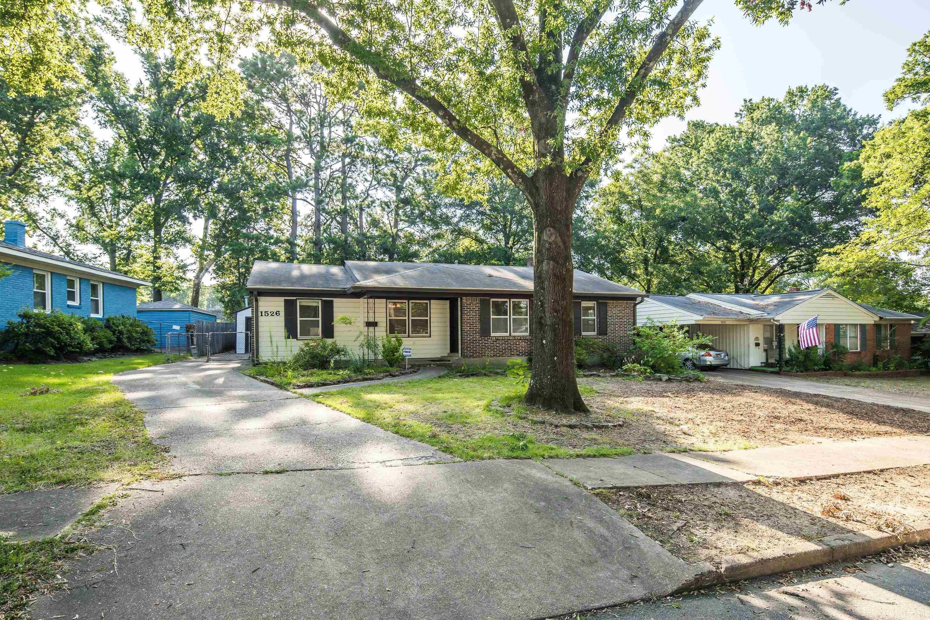 1526 VERA CRUZ ST Property Photo 1
