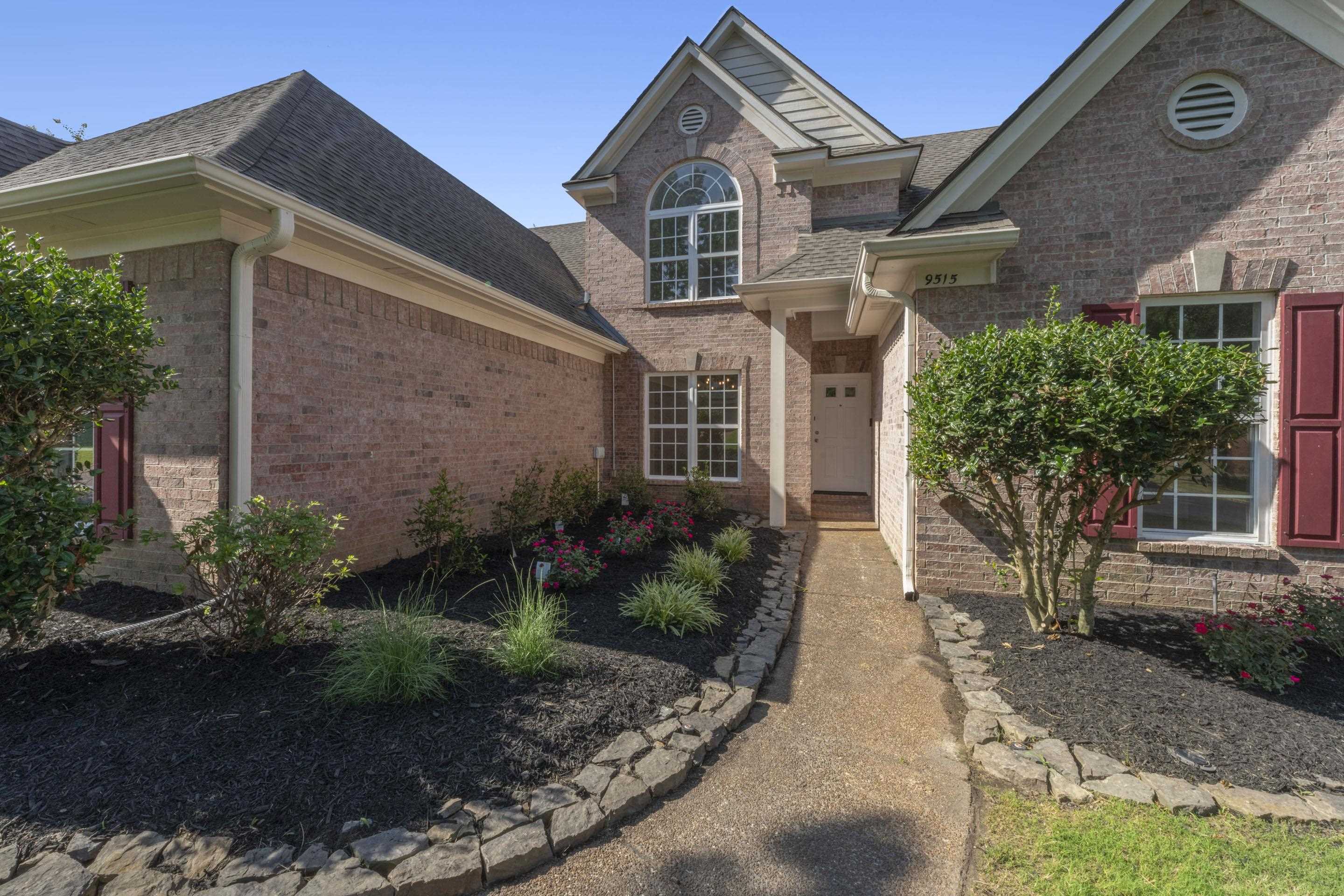 9515 Owl Hill Dr Property Photo 3