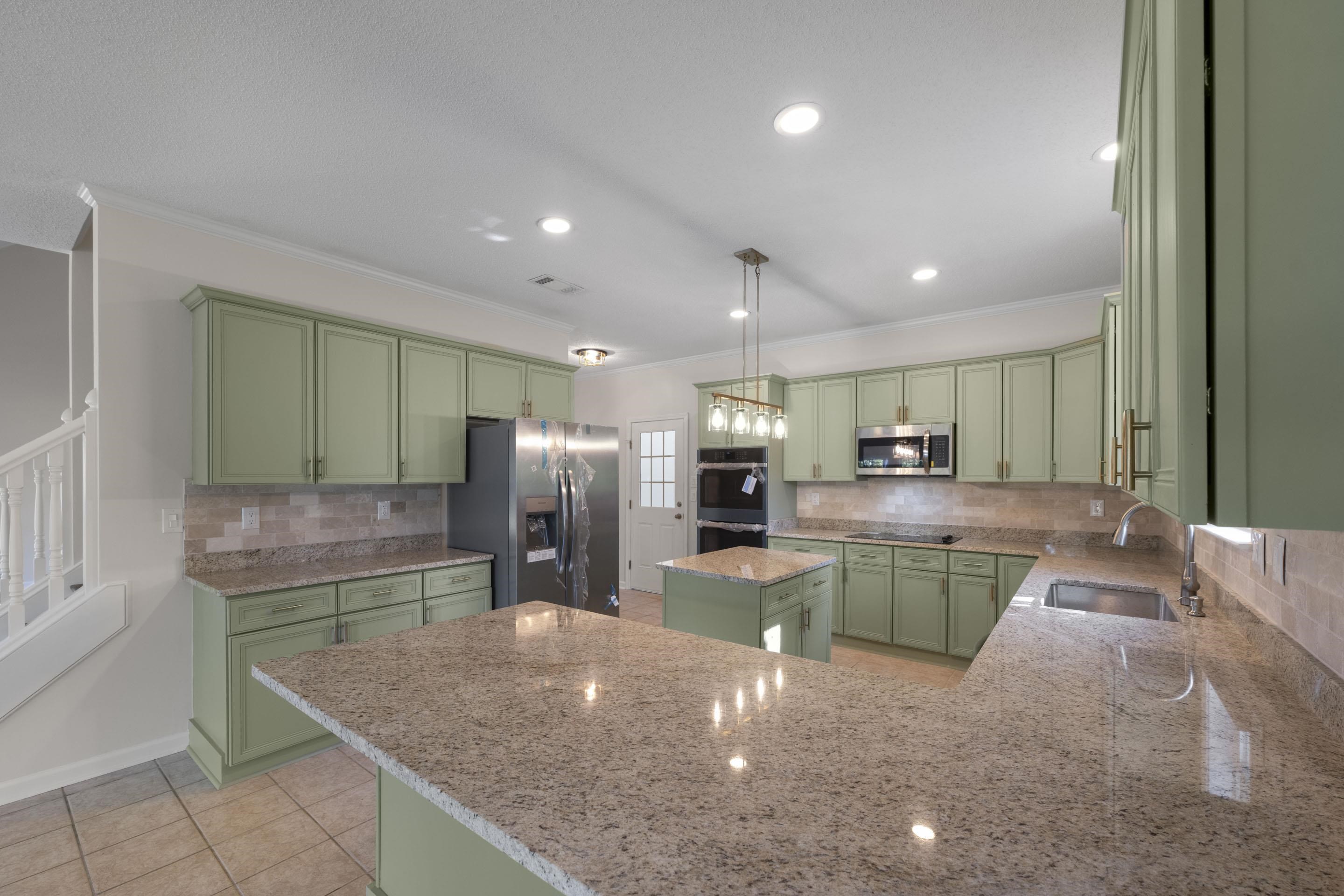9515 Owl Hill Dr Property Photo 6