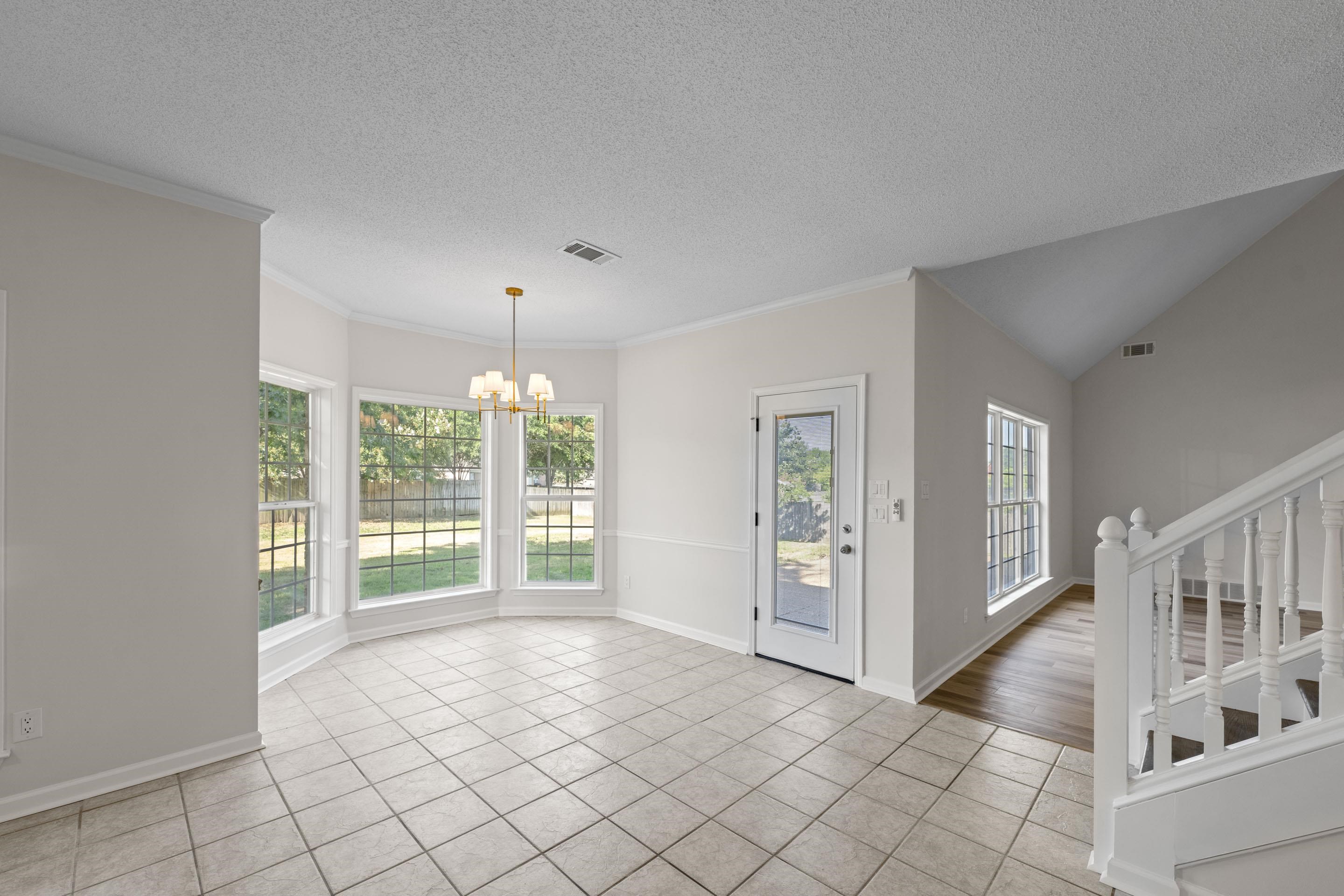 9515 Owl Hill Dr Property Photo 12