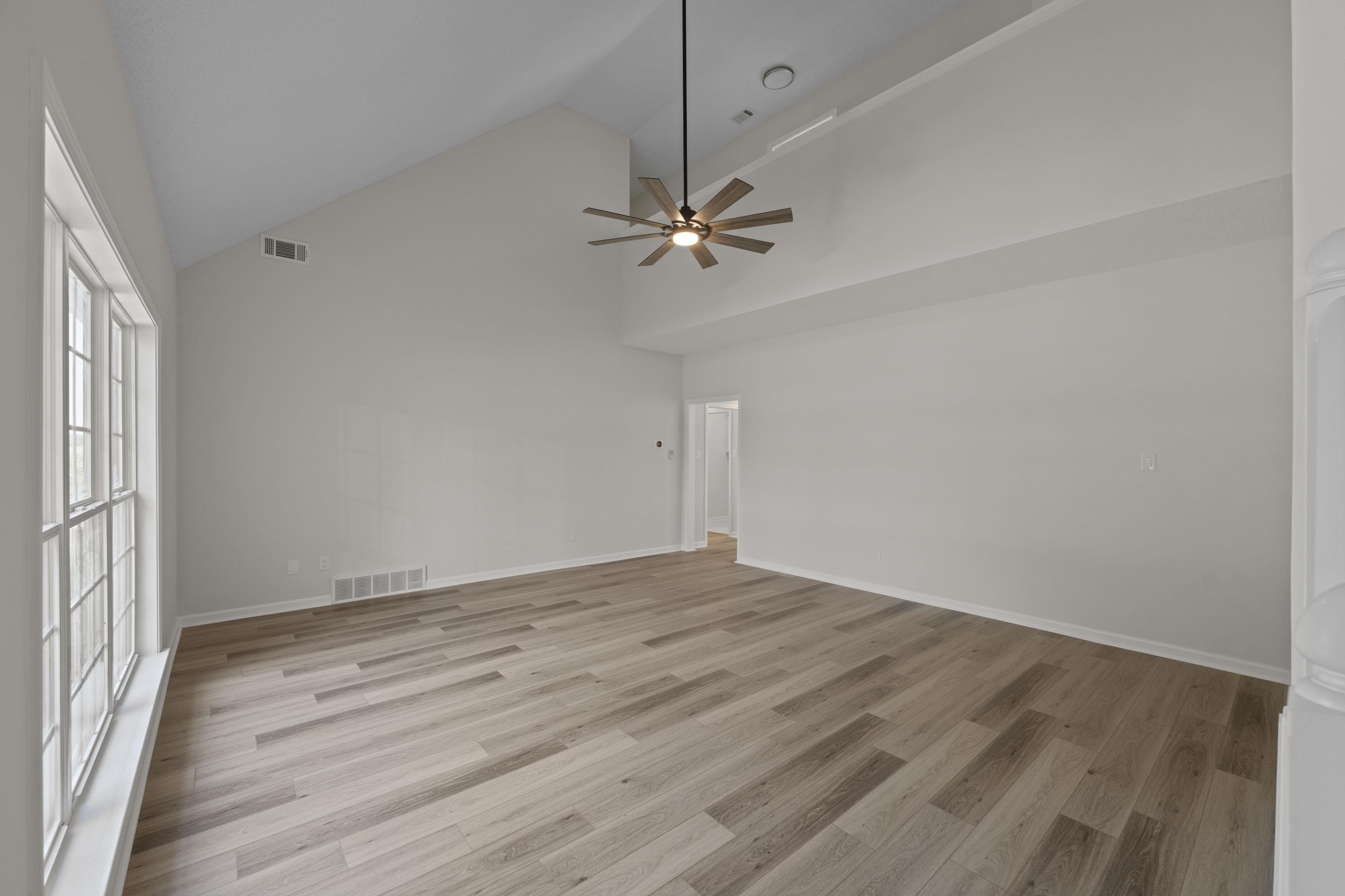 9515 Owl Hill Dr Property Photo 15
