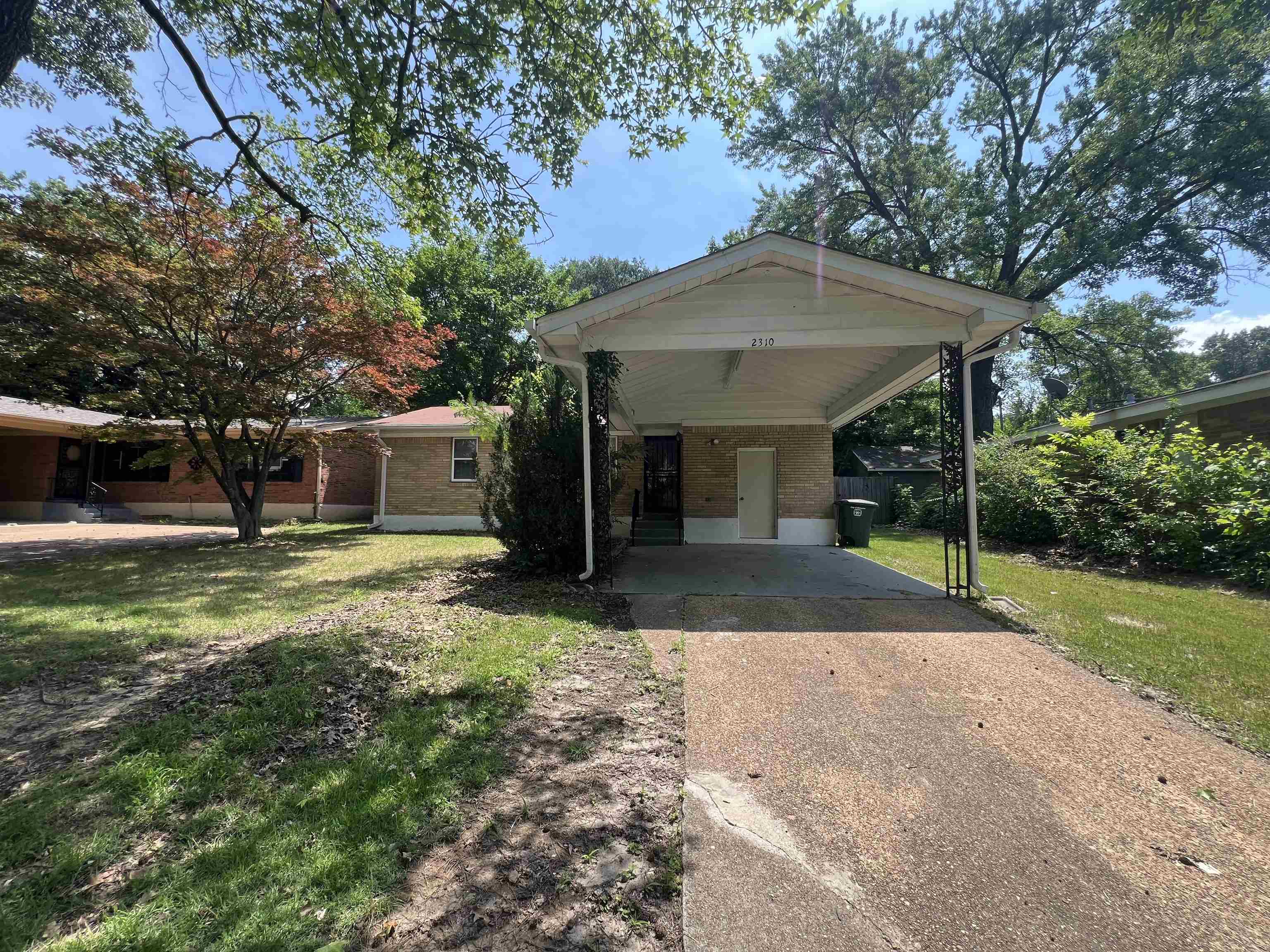 2310 THEDA AVE Property Photo 1