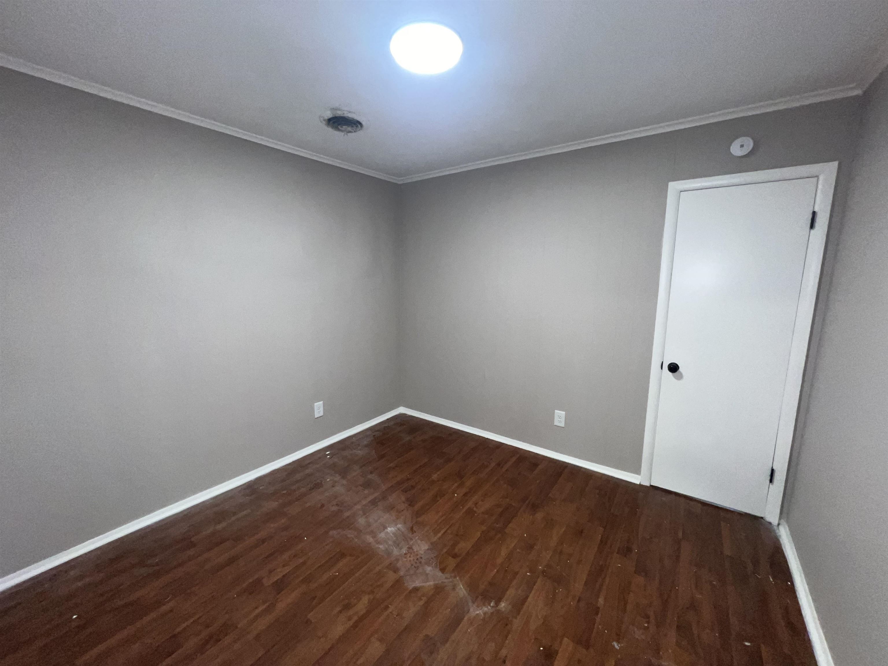2310 Theda Ave Property Photo 6