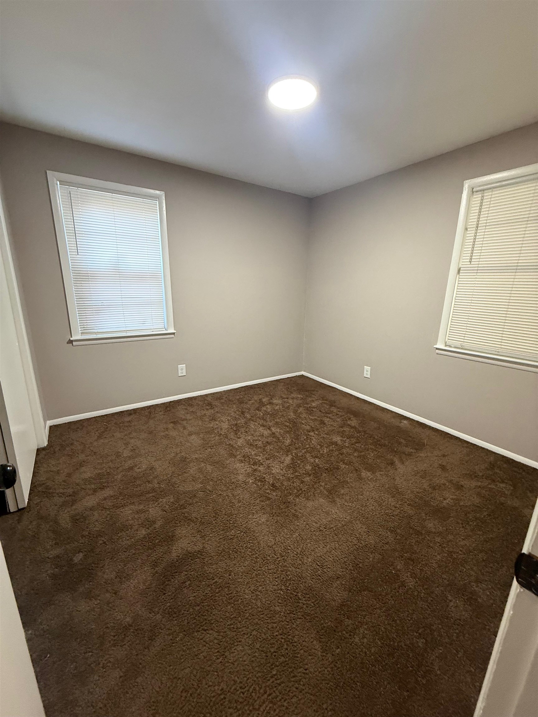 2310 Theda Ave Property Photo 10