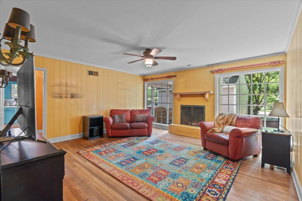 4545 Park Ave Property Photo 16