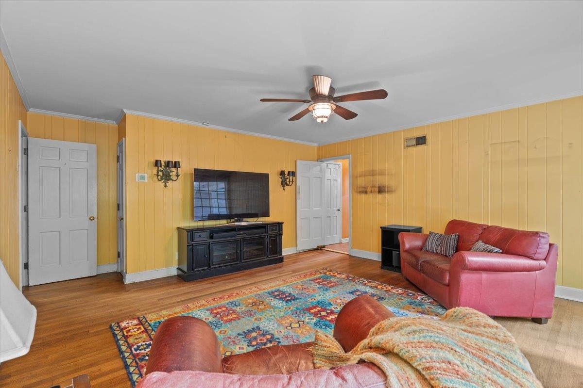 4545 Park Ave Property Photo 17