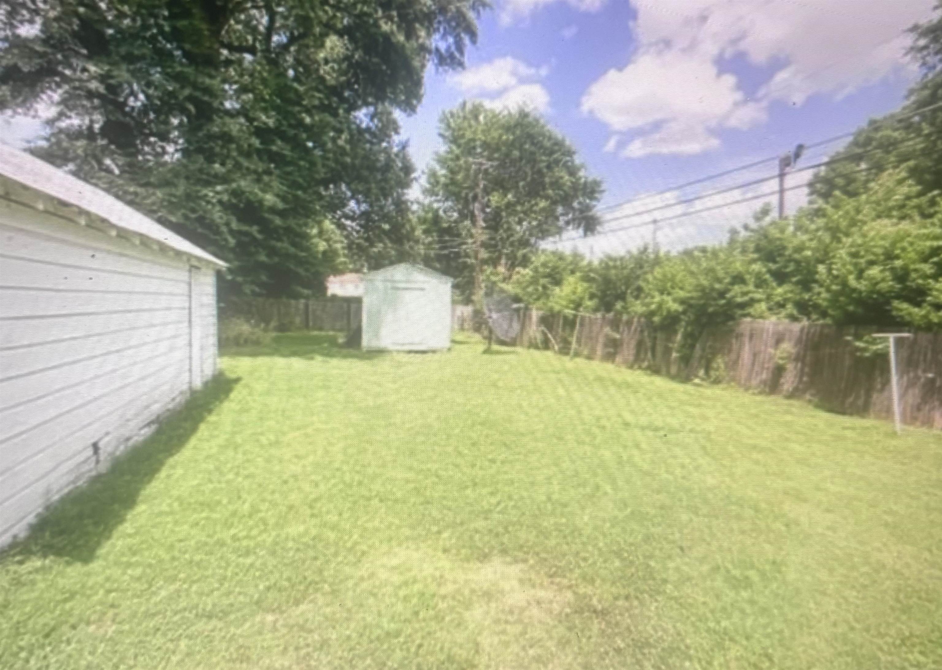 494 Fernwood Ave Property Photo 7
