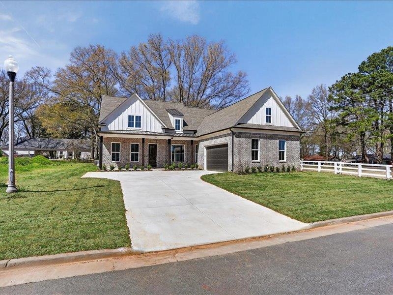 50 Nebhut Ln Property Photo 2