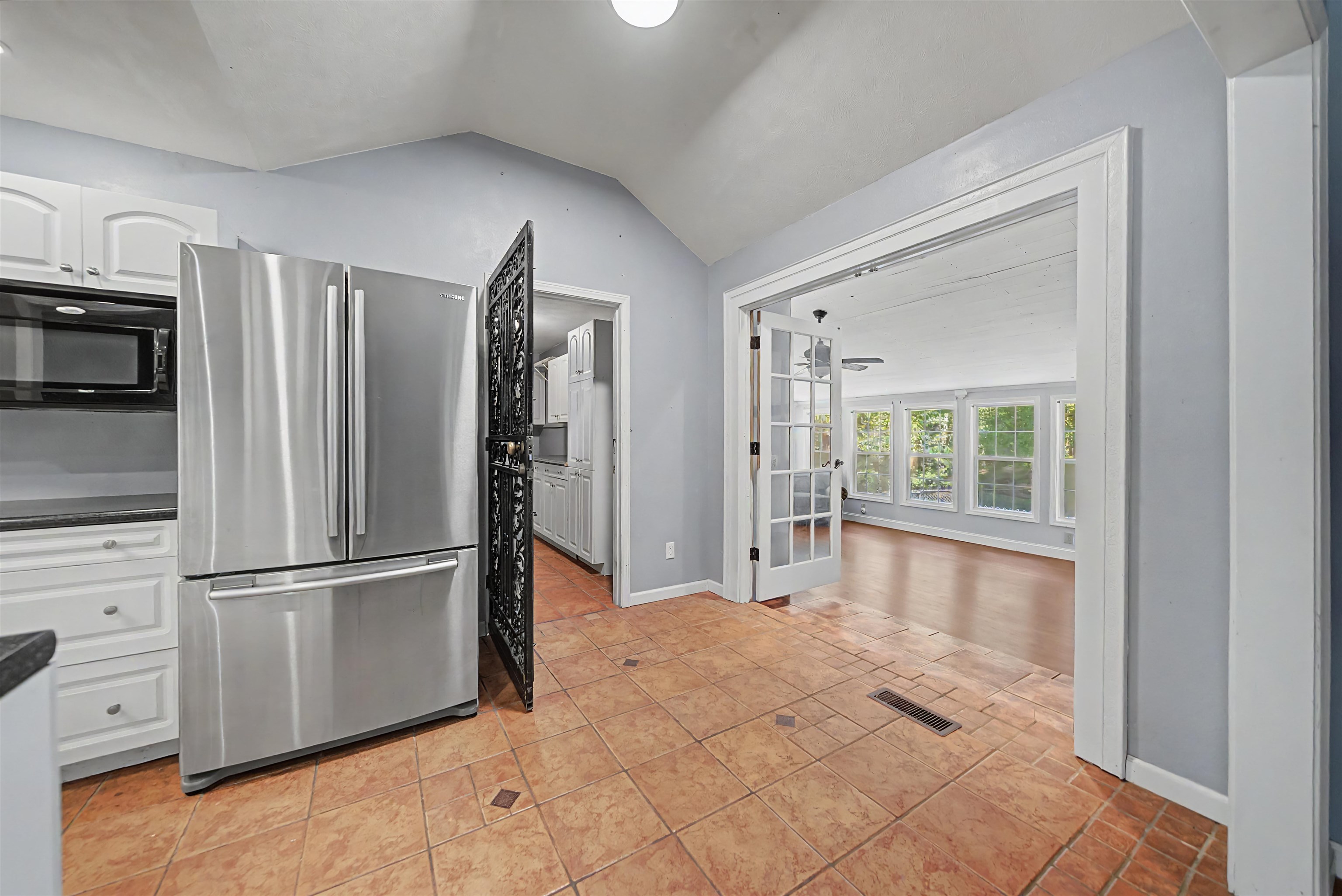 66 Woodrun Dr Property Photo 8