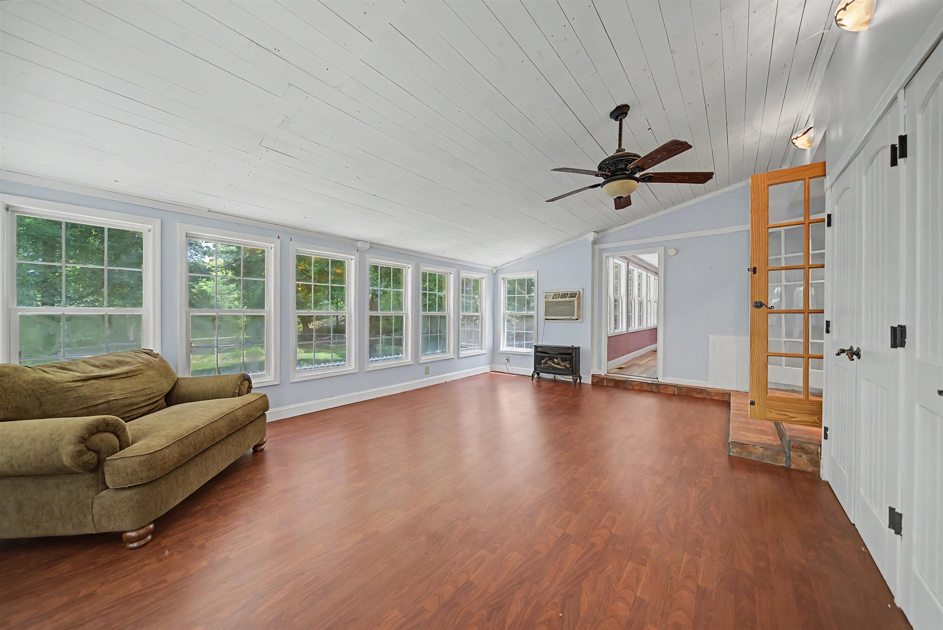 66 Woodrun Dr Property Photo 13