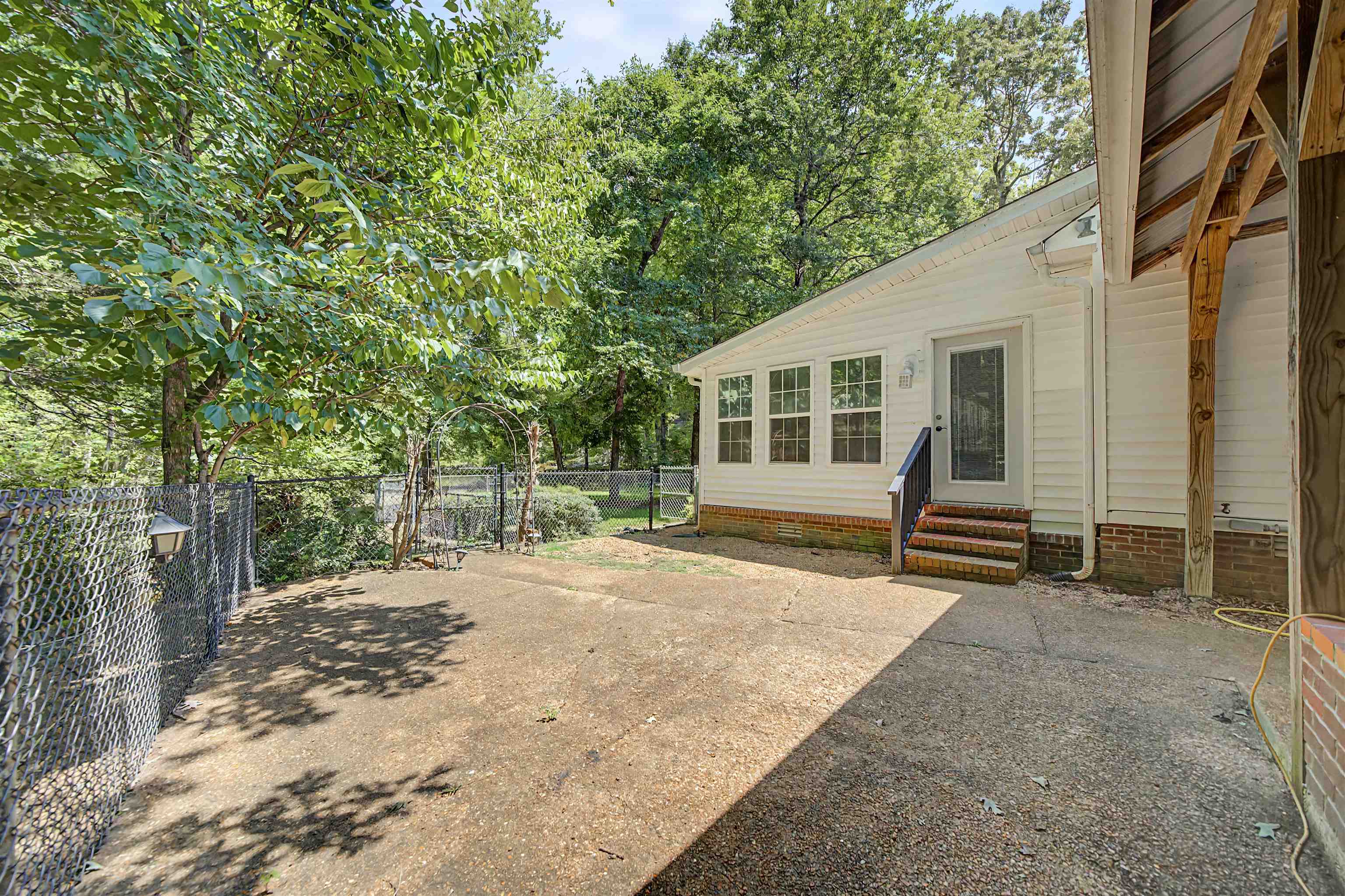 66 Woodrun Dr Property Photo 26