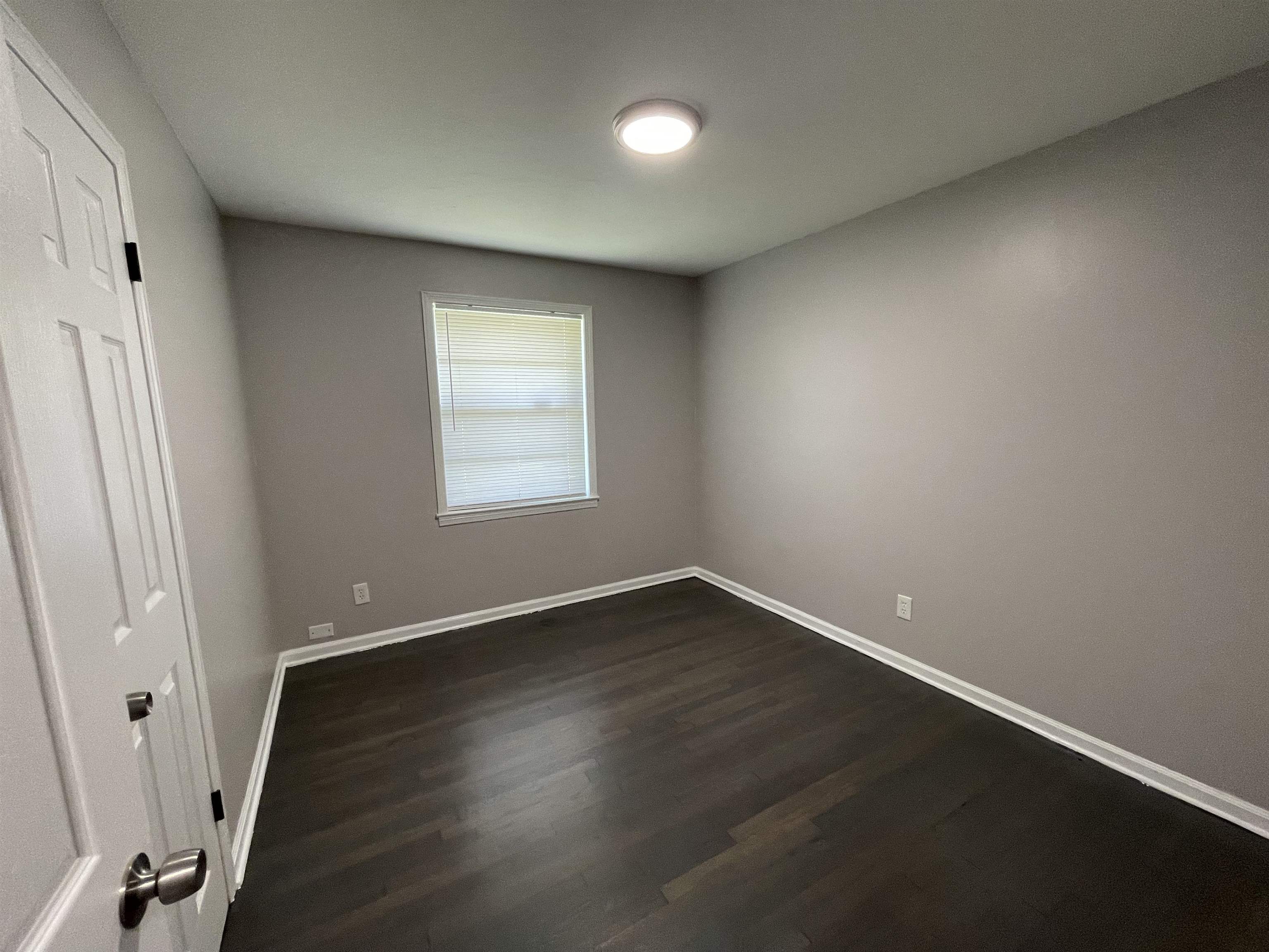 3981 Hammett Dr Property Photo 8