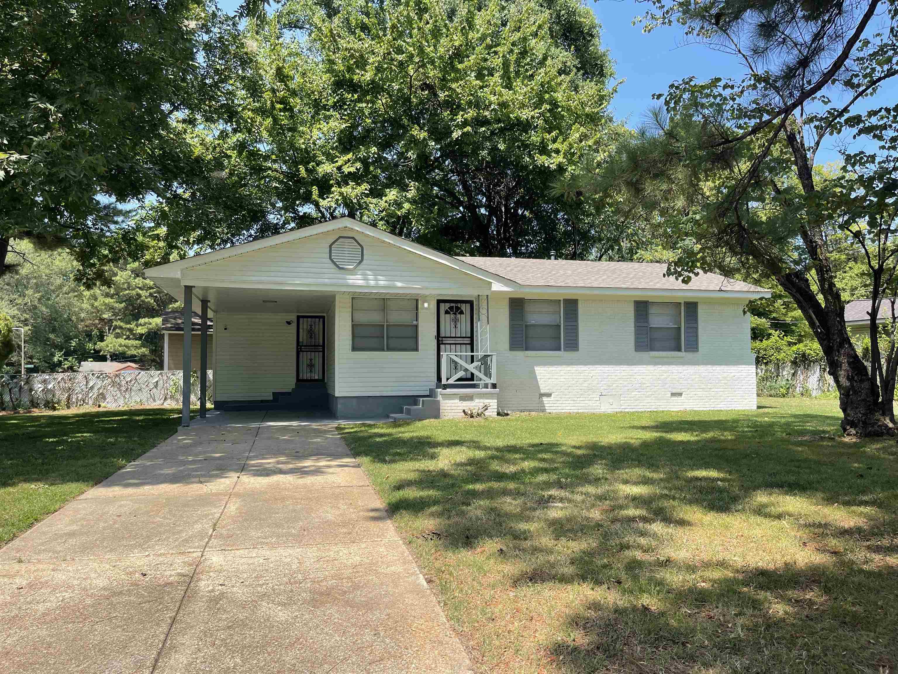 3981 Hammett Dr Property Photo 12