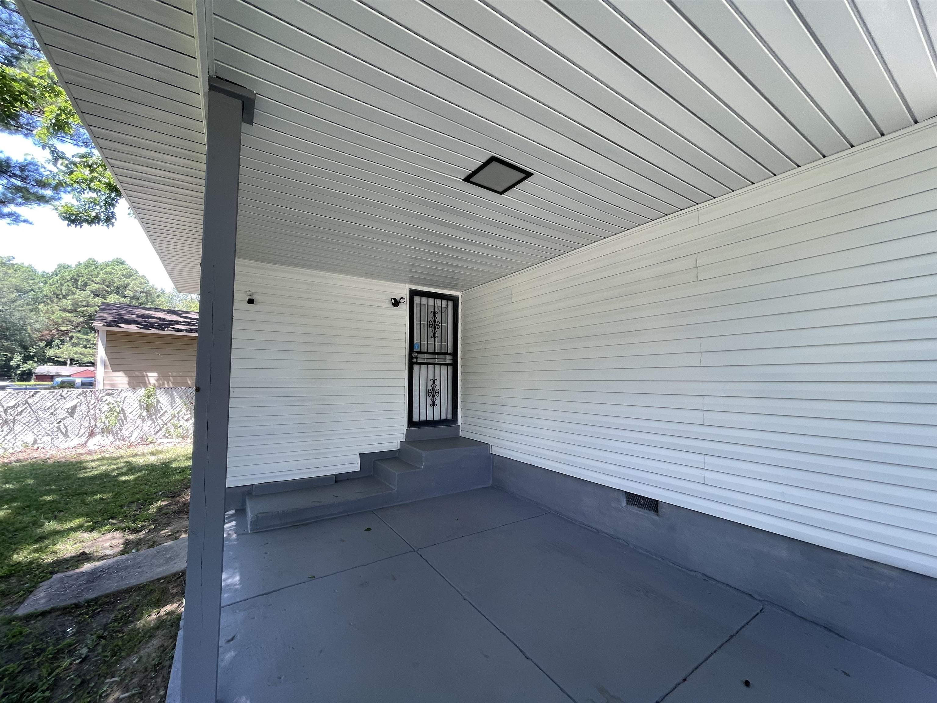3981 Hammett Dr Property Photo 15
