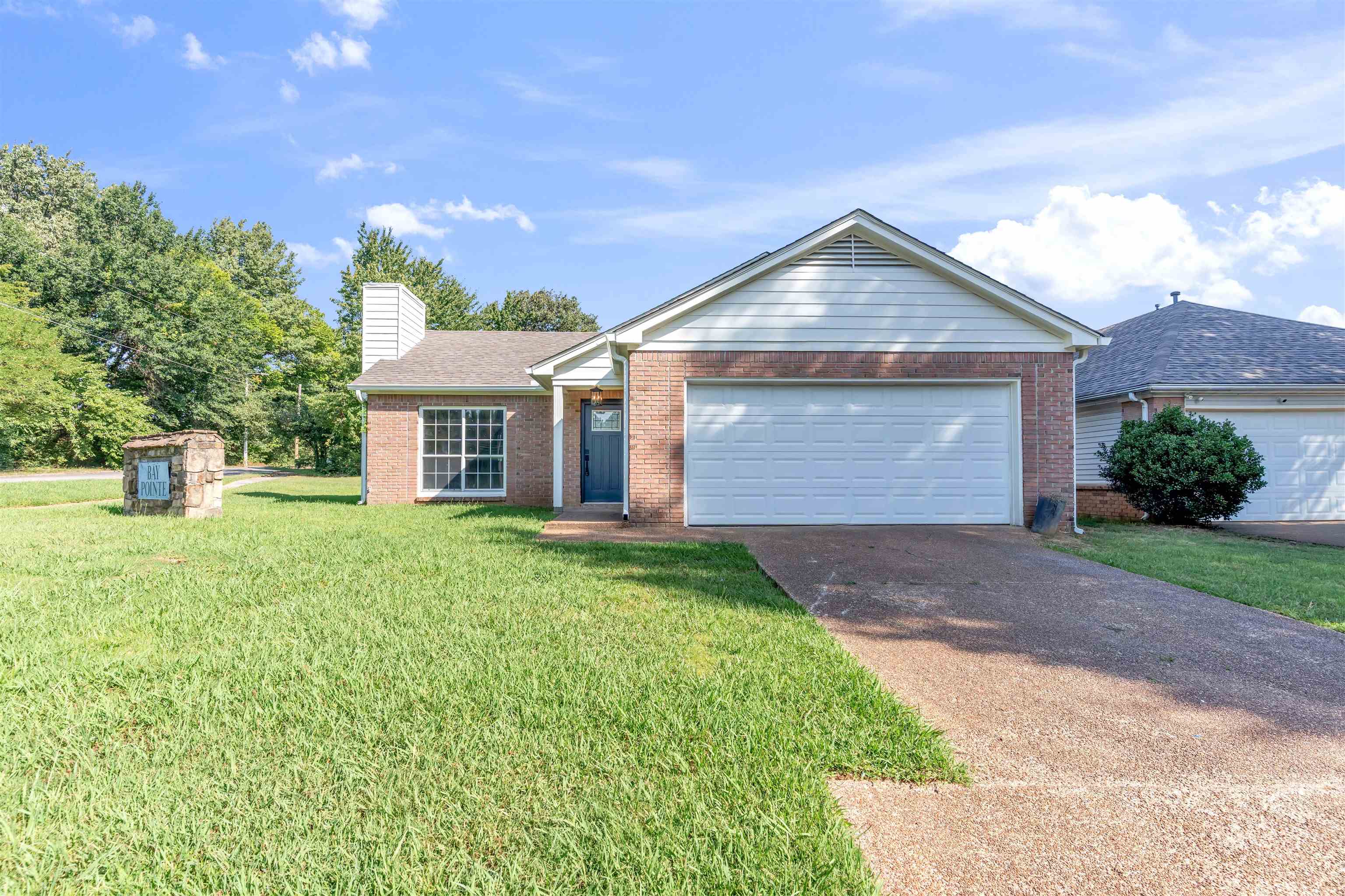 2591 BAY POINTE CIR E