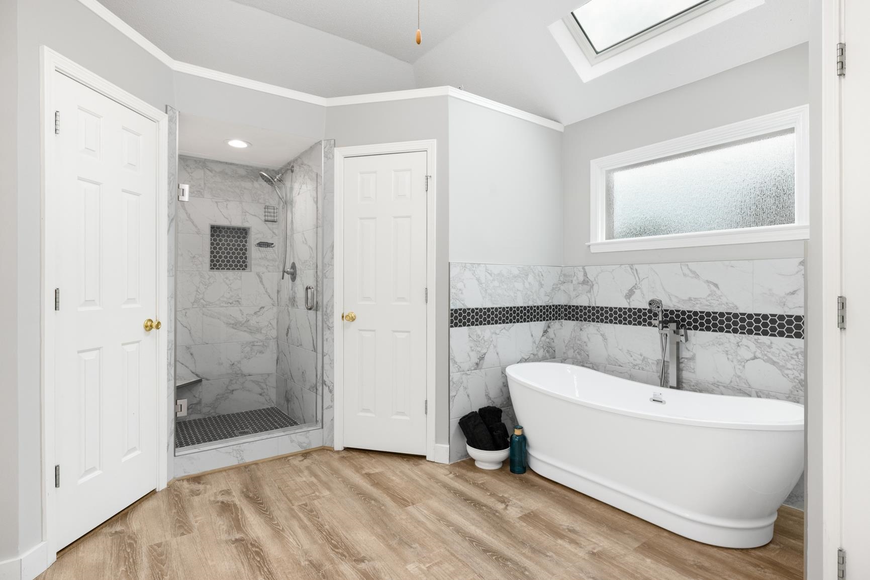 6681 Stonetrace Dr Property Photo 24