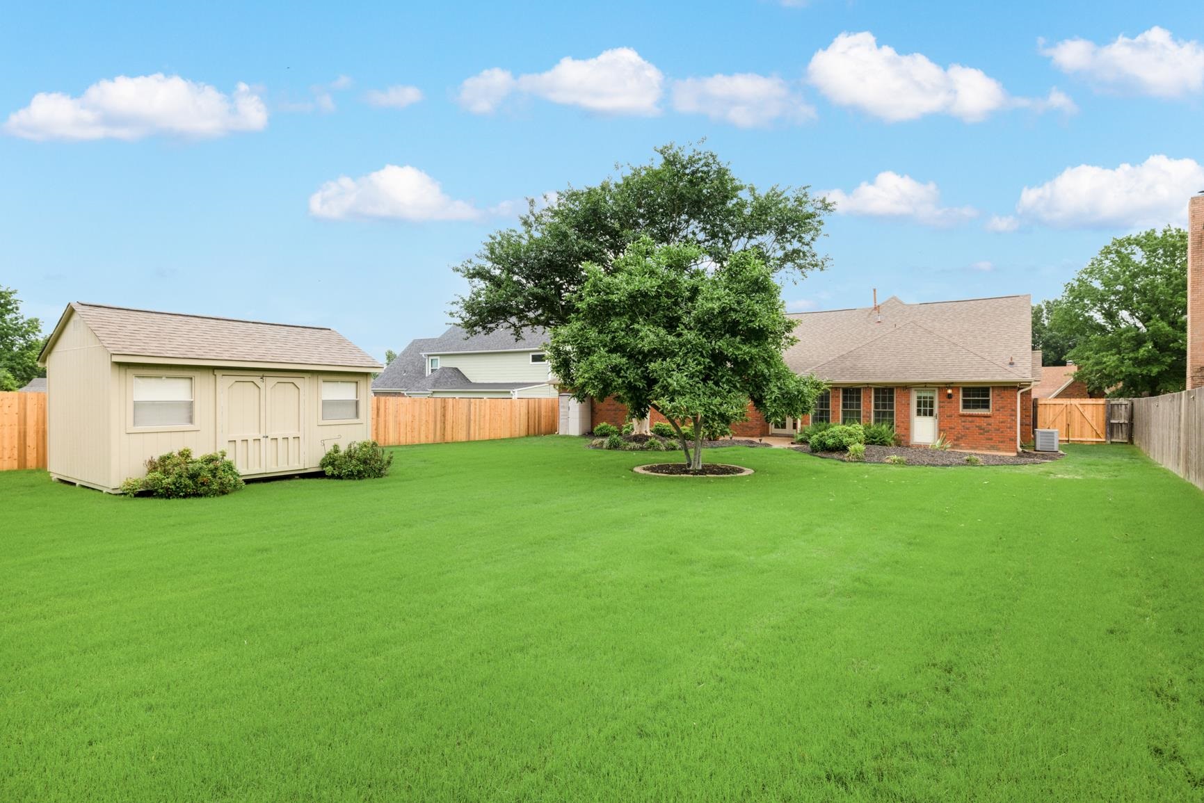 6681 Stonetrace Dr Property Photo 34