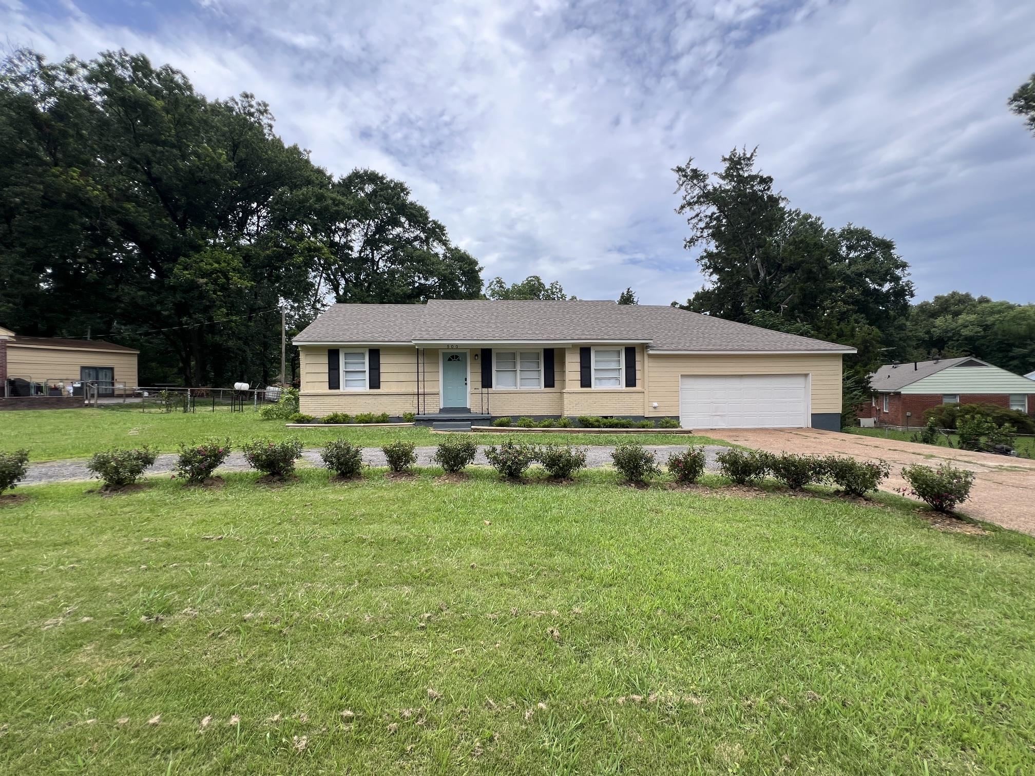 500 SULLIVAN DR Property Photo 1