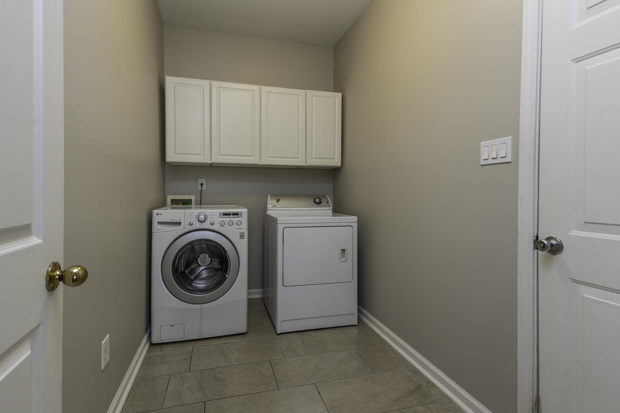 1128 E Island Pl Property Photo 17