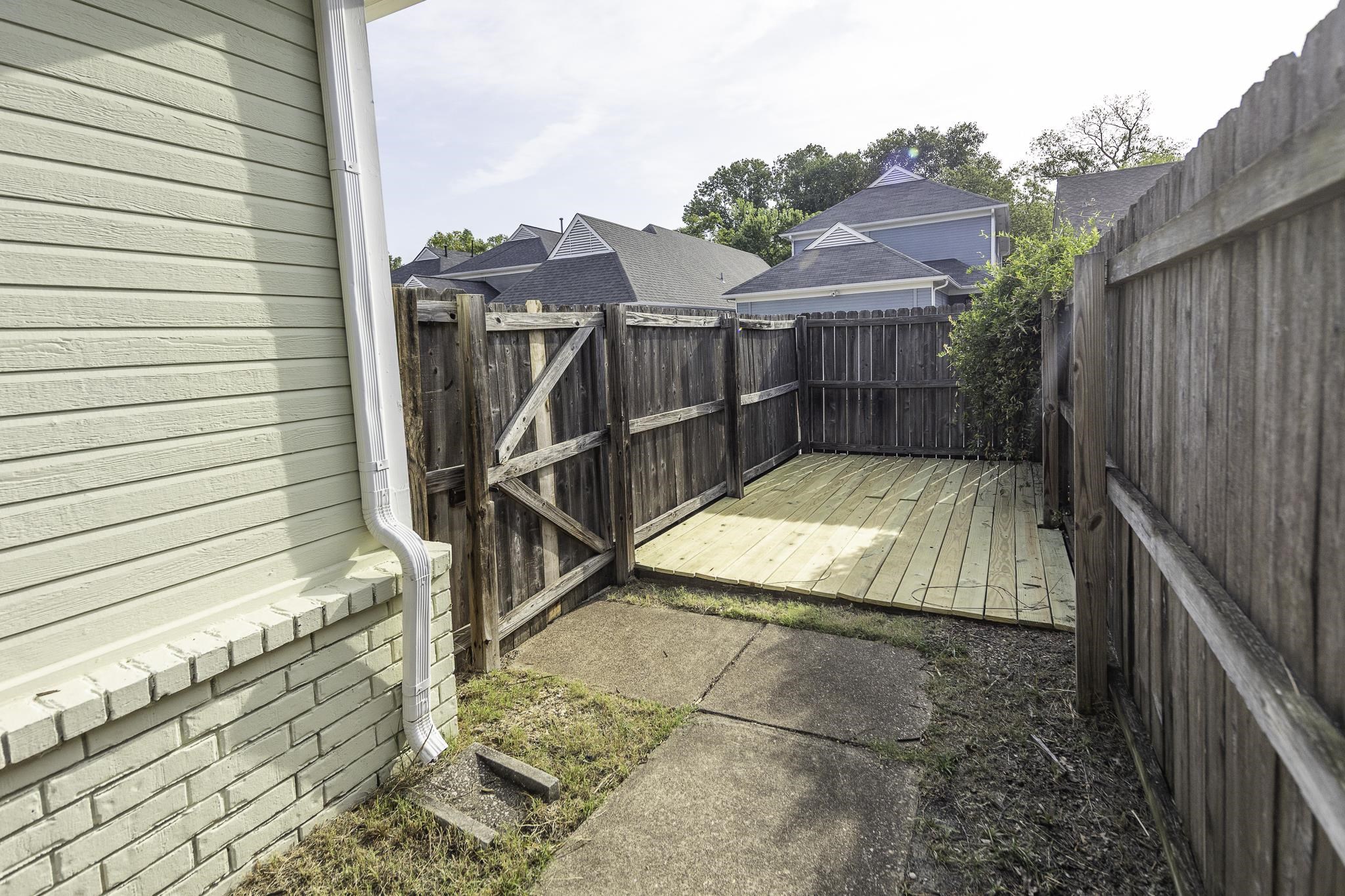 1128 E Island Pl Property Photo 28