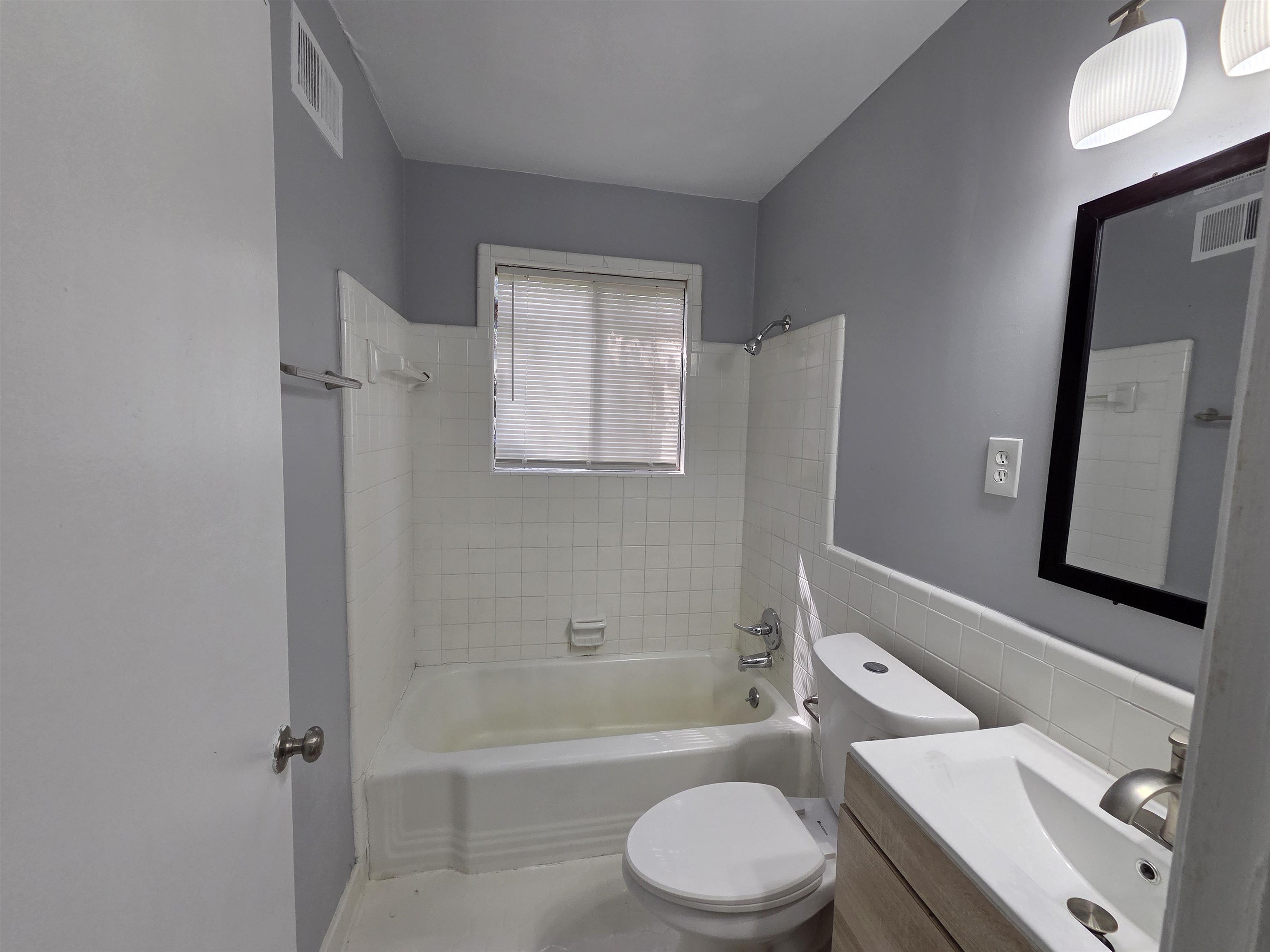 2993 Laurencekirk Rd Property Photo 4