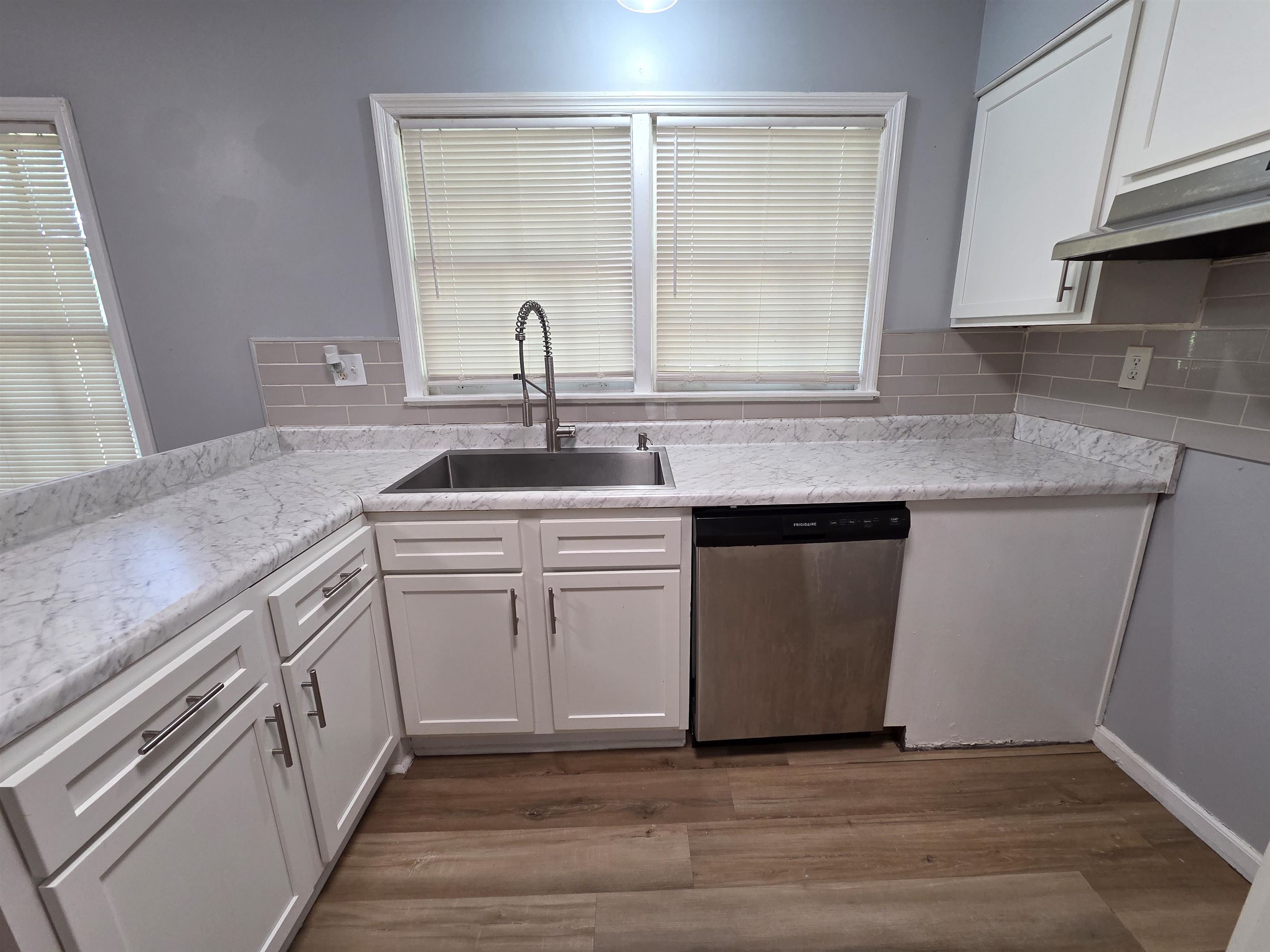 2993 Laurencekirk Rd Property Photo 24