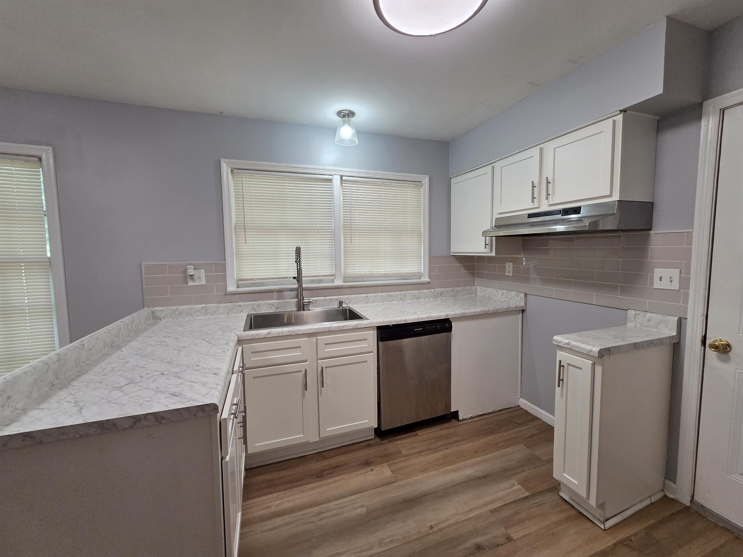 2993 Laurencekirk Rd Property Photo 25