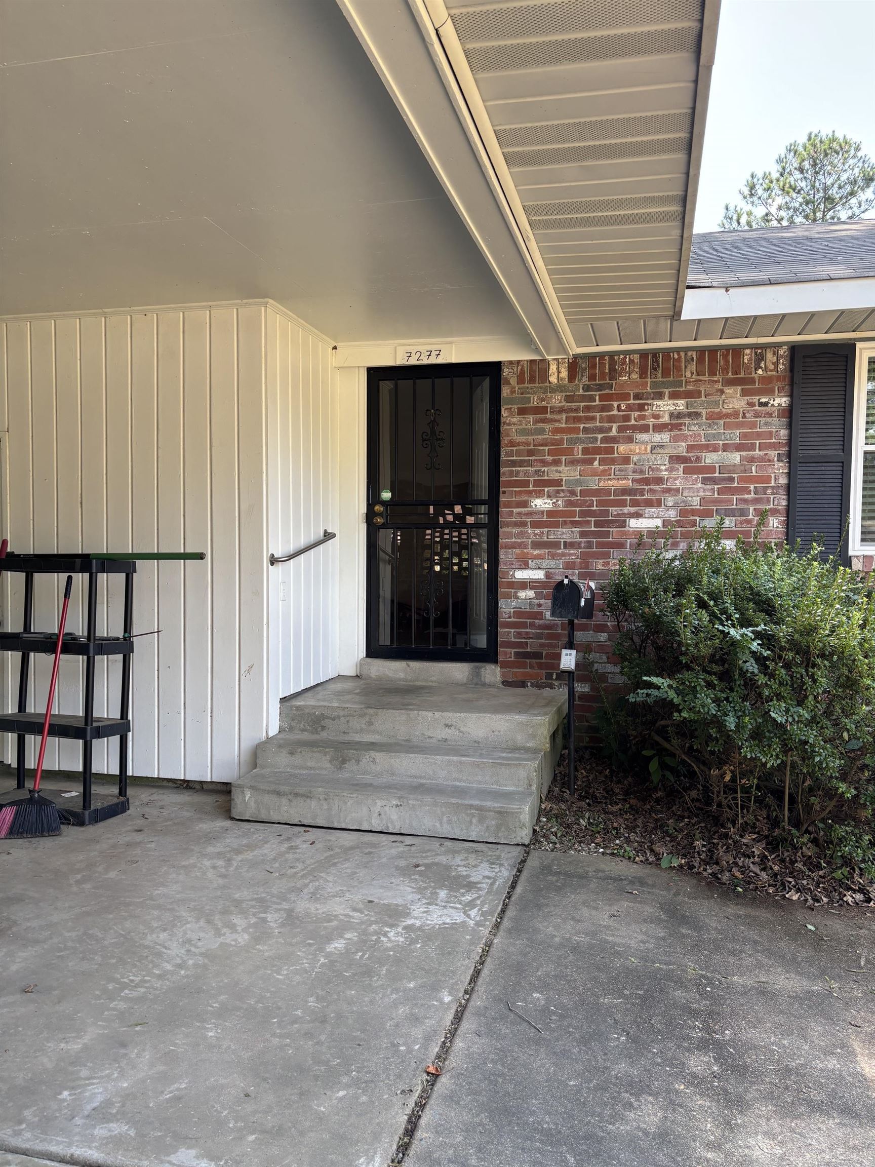 7277 N Juana Dr Property Photo 3