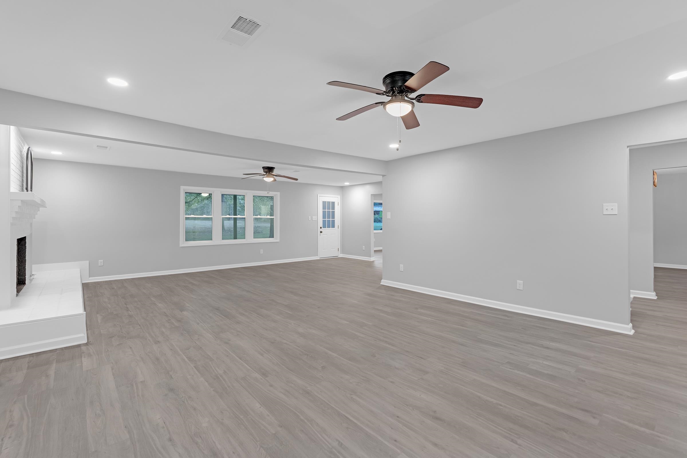 4431 Broadway Rd Property Photo 9