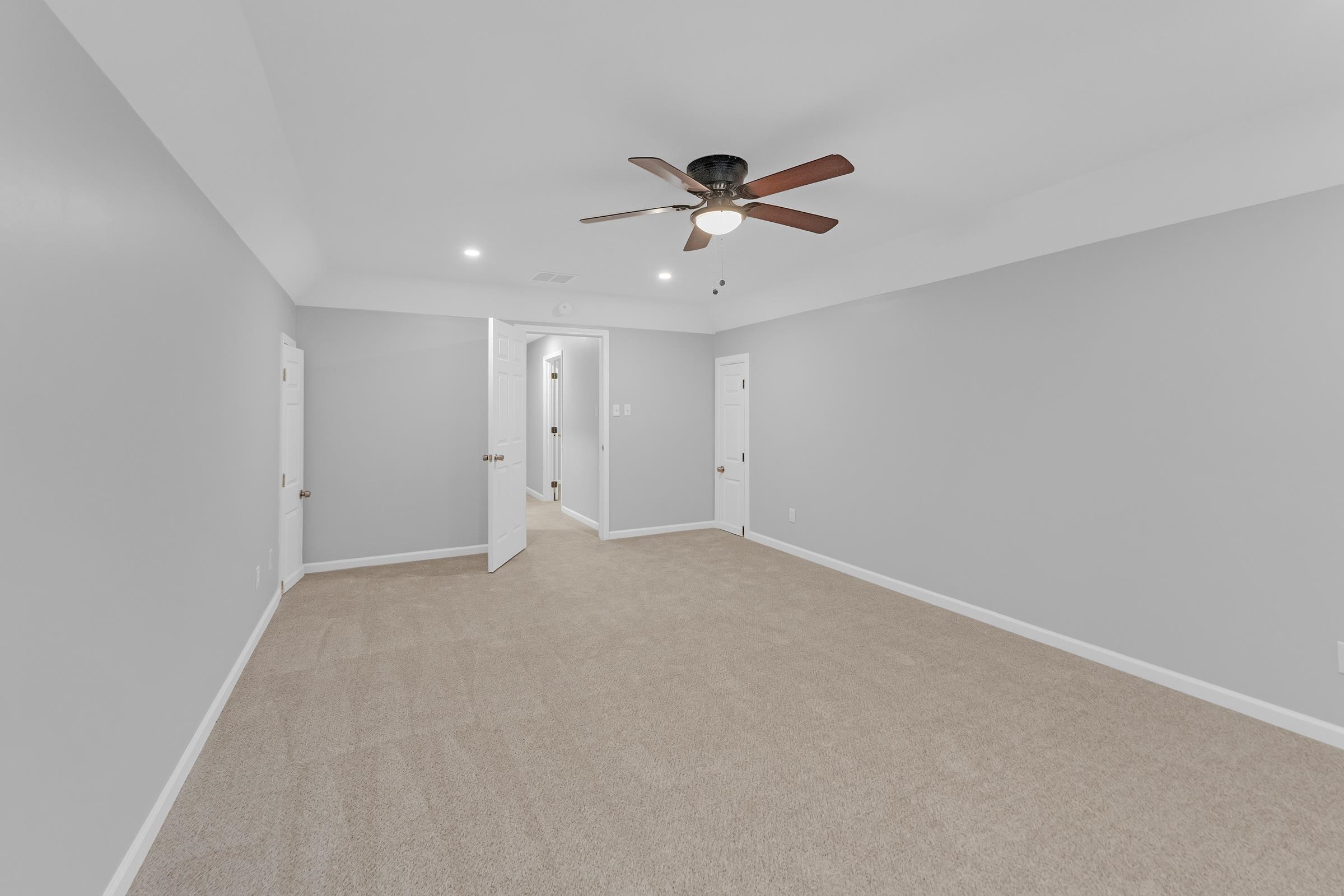 4431 Broadway Rd Property Photo 21