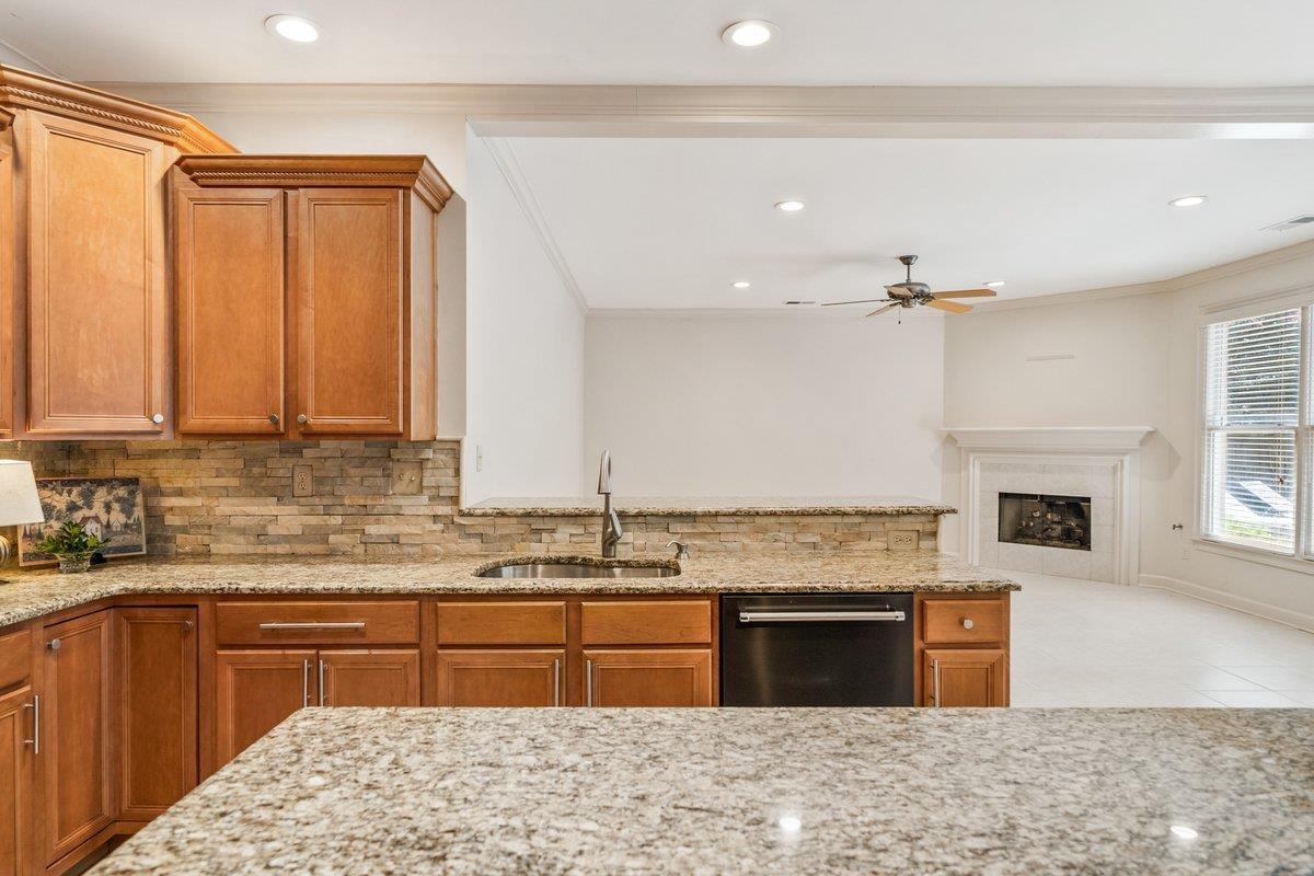 9027 E Grovelawn Cv Property Photo 11