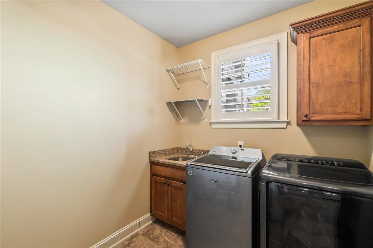 1736 Shoal Creek Ln Property Photo 18
