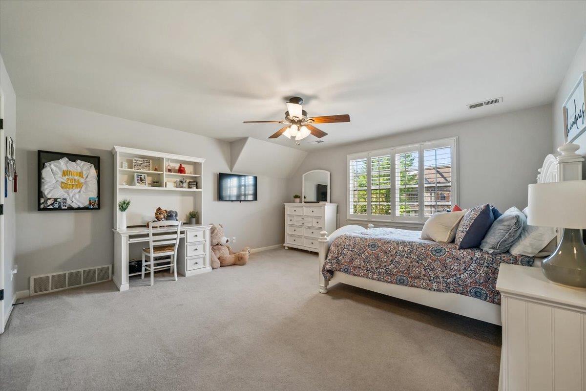 1736 Shoal Creek Ln Property Photo 31
